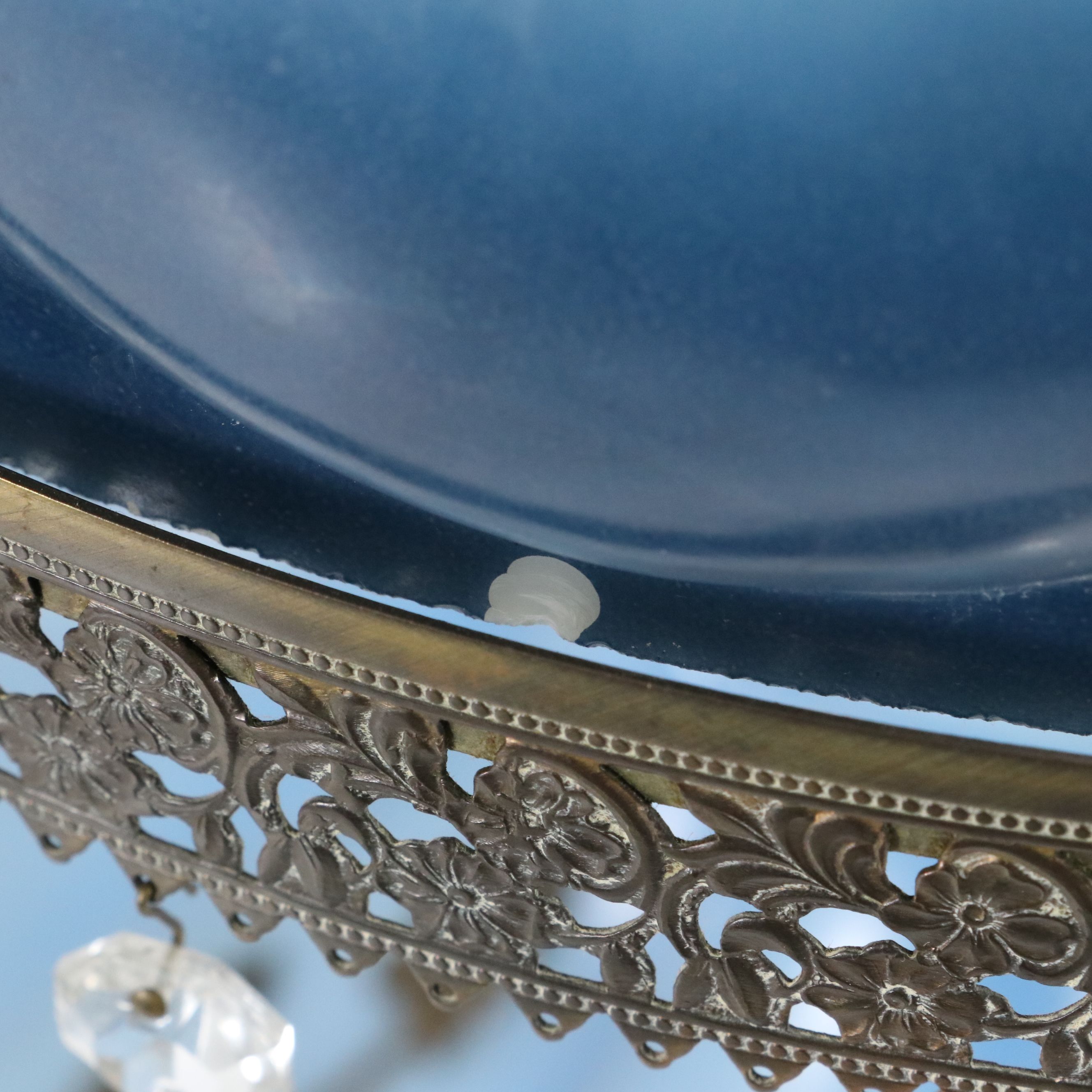 Hollywood Regency Style Gilt Metal Roses on Blue Glass Parlor Lamp, Vintage