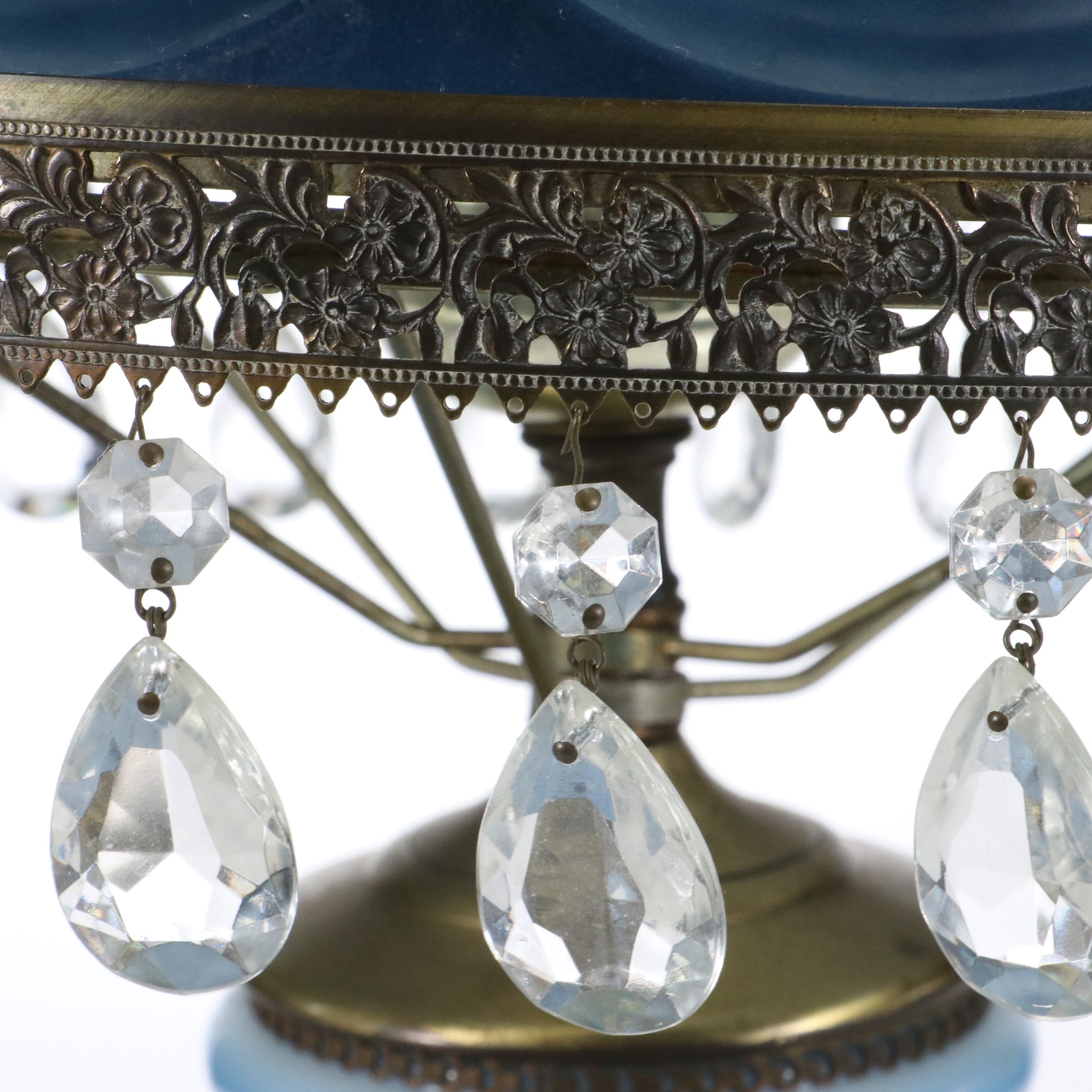 Hollywood Regency Style Gilt Metal Roses on Blue Glass Parlor Lamp, Vintage