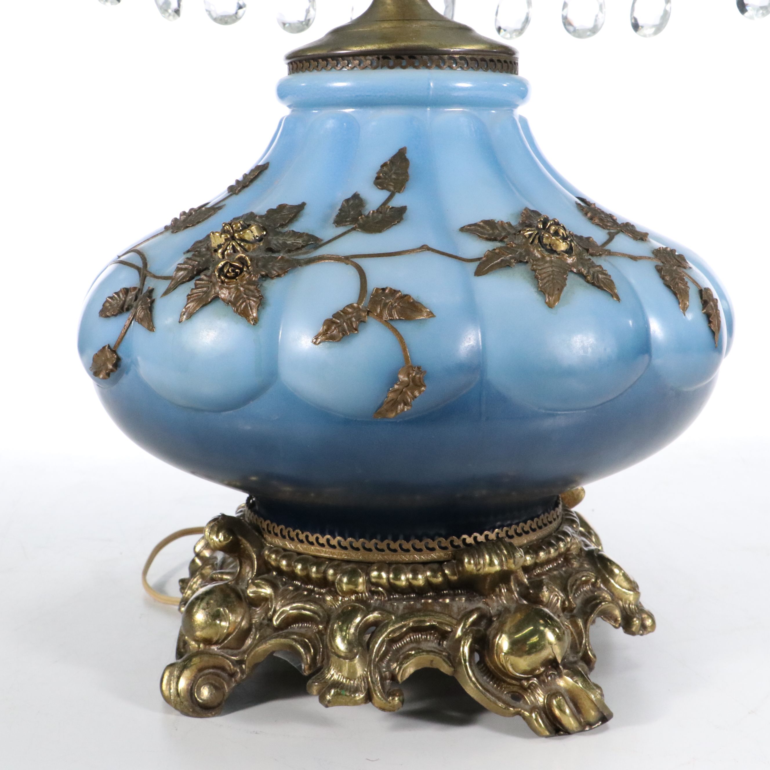 Hollywood Regency Style Gilt Metal Roses on Blue Glass Parlor Lamp, Vintage