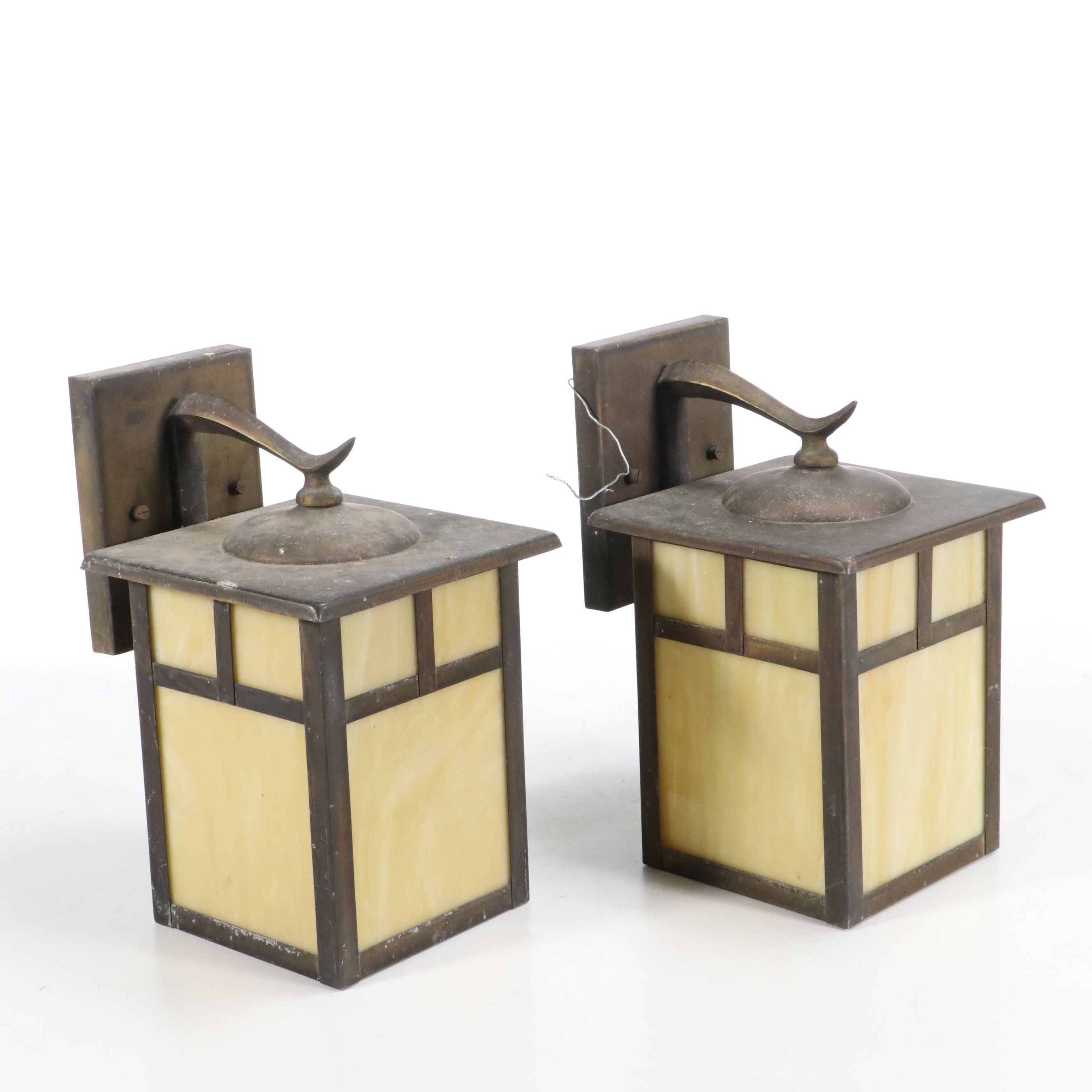 Mission Style Bronzed Metal and Butterscotch Slag Glass Wall Lanterns, 21st C.