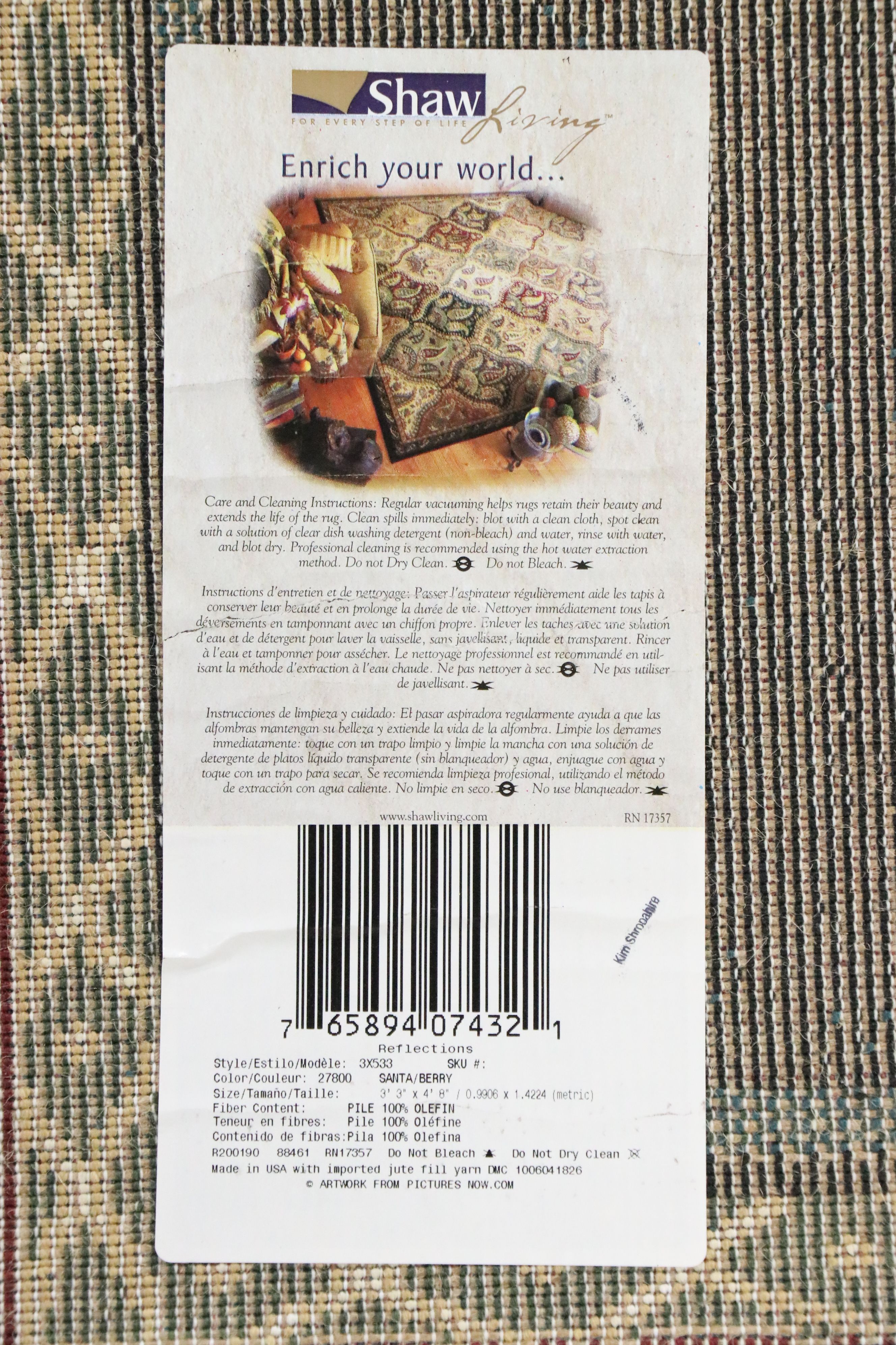 3'3 x 4'7 Machine Made Shaw "Santa" Holiday Accent Rug