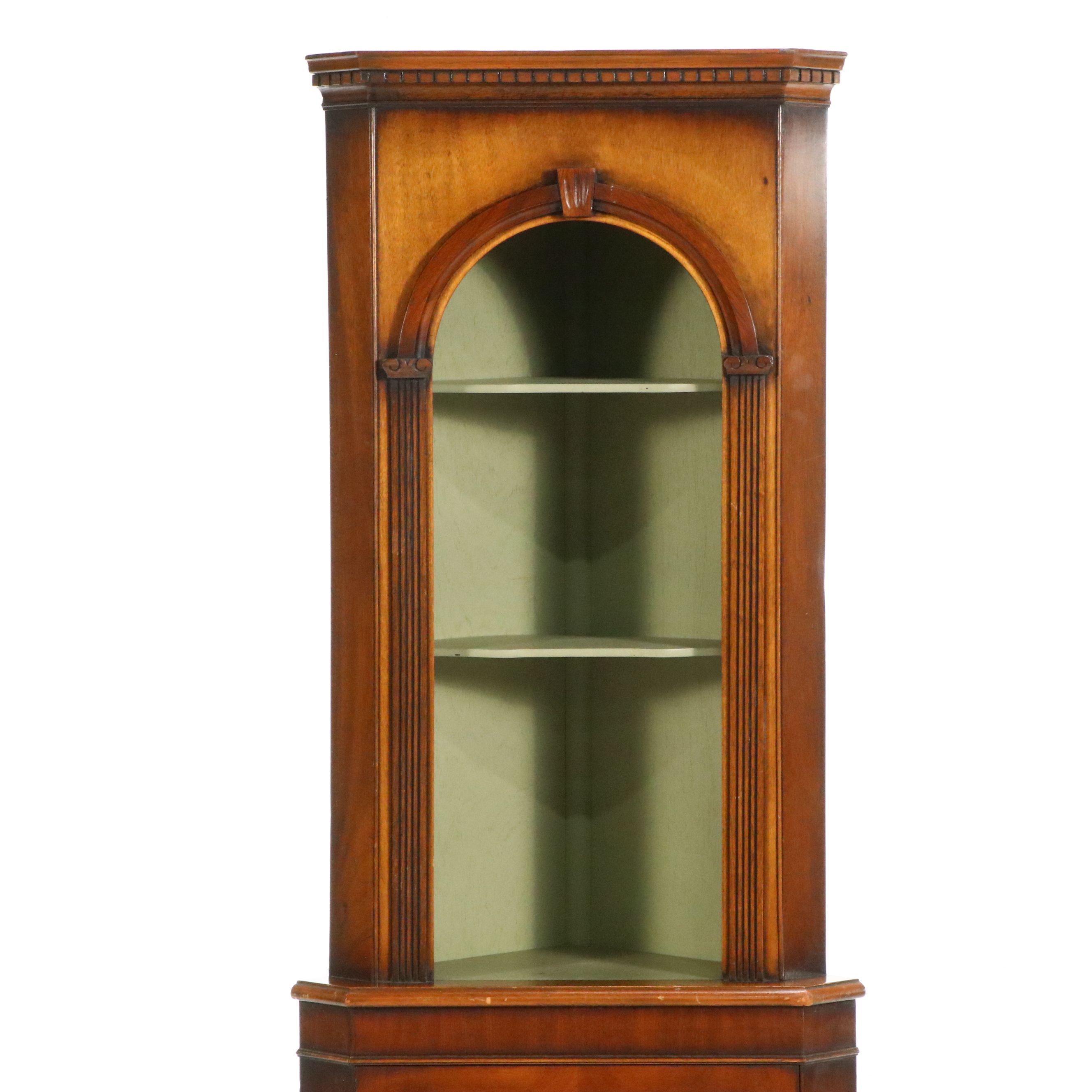 Chippendale Style Walnut Corner Étagère