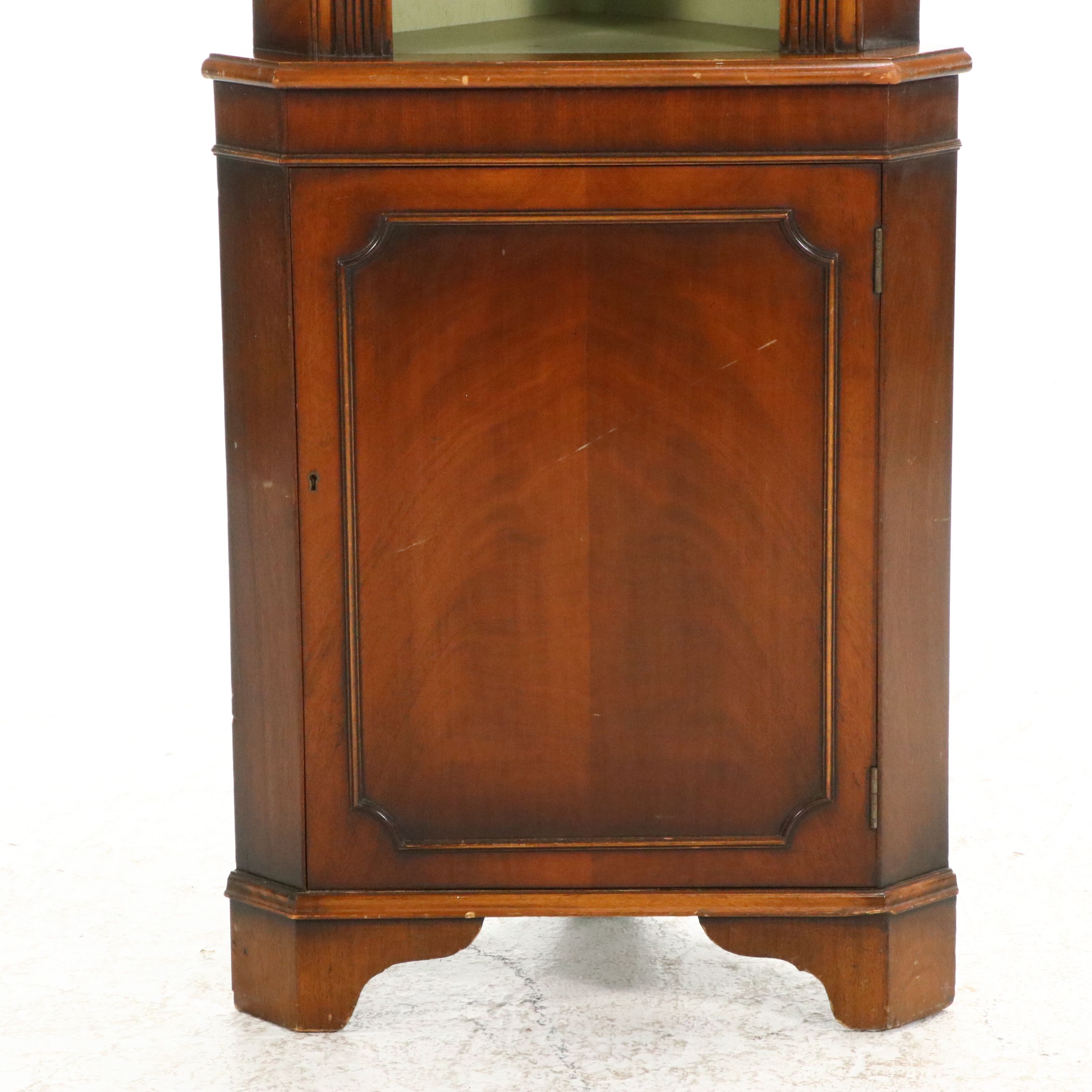 Chippendale Style Walnut Corner Étagère