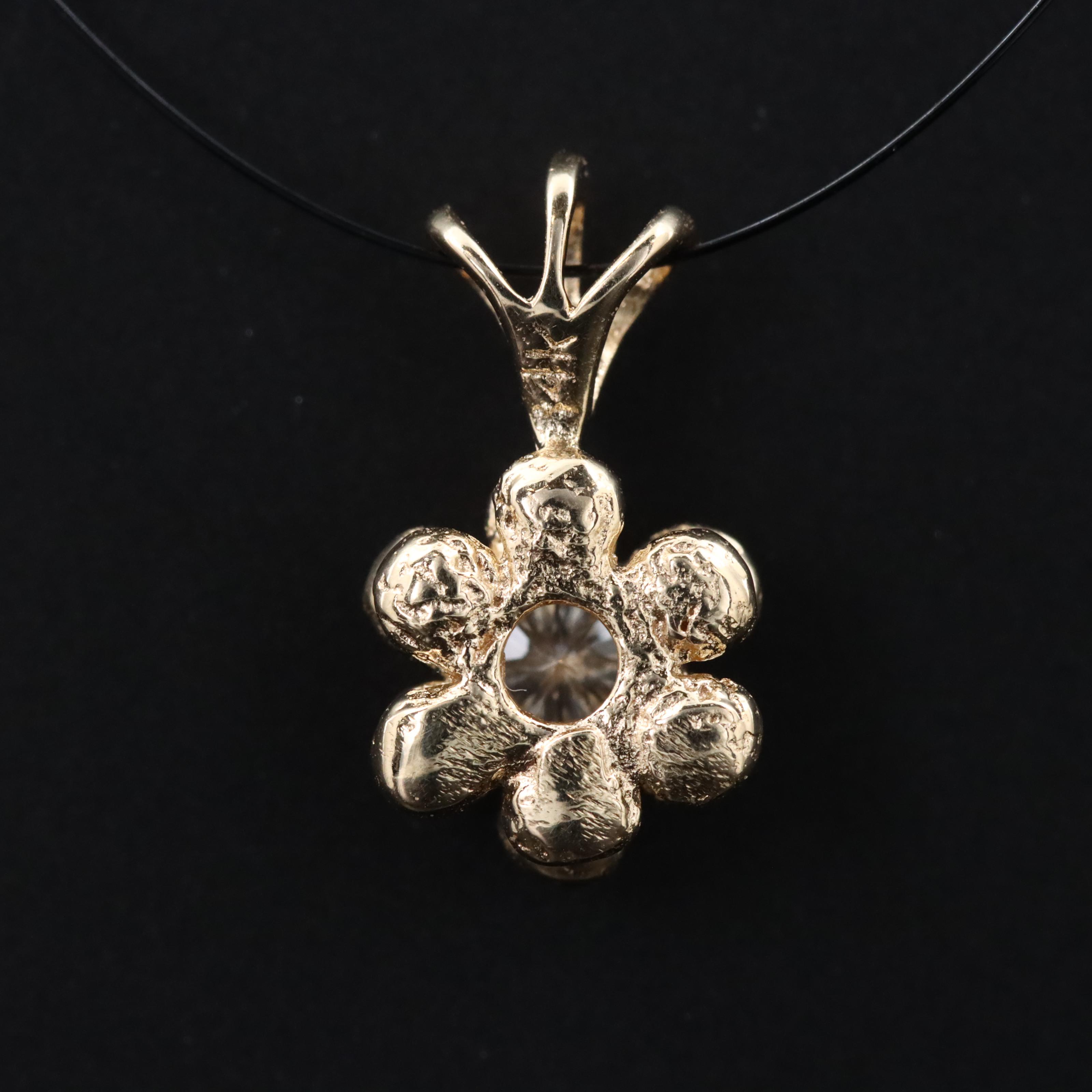 14K 0.17 CT Diamond Flower Pendant
