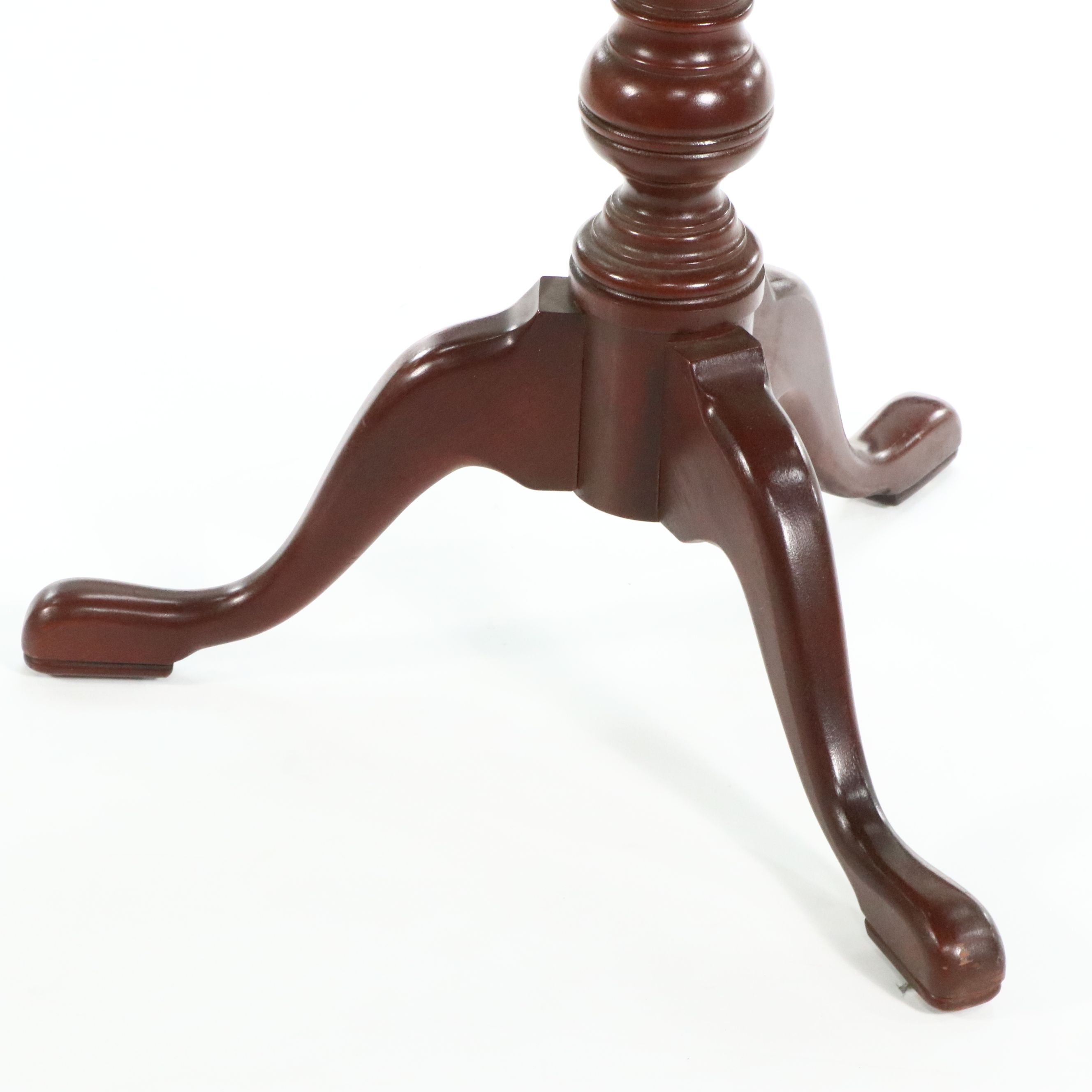 Queen Anne Style Mahogany Piecrust Side Table