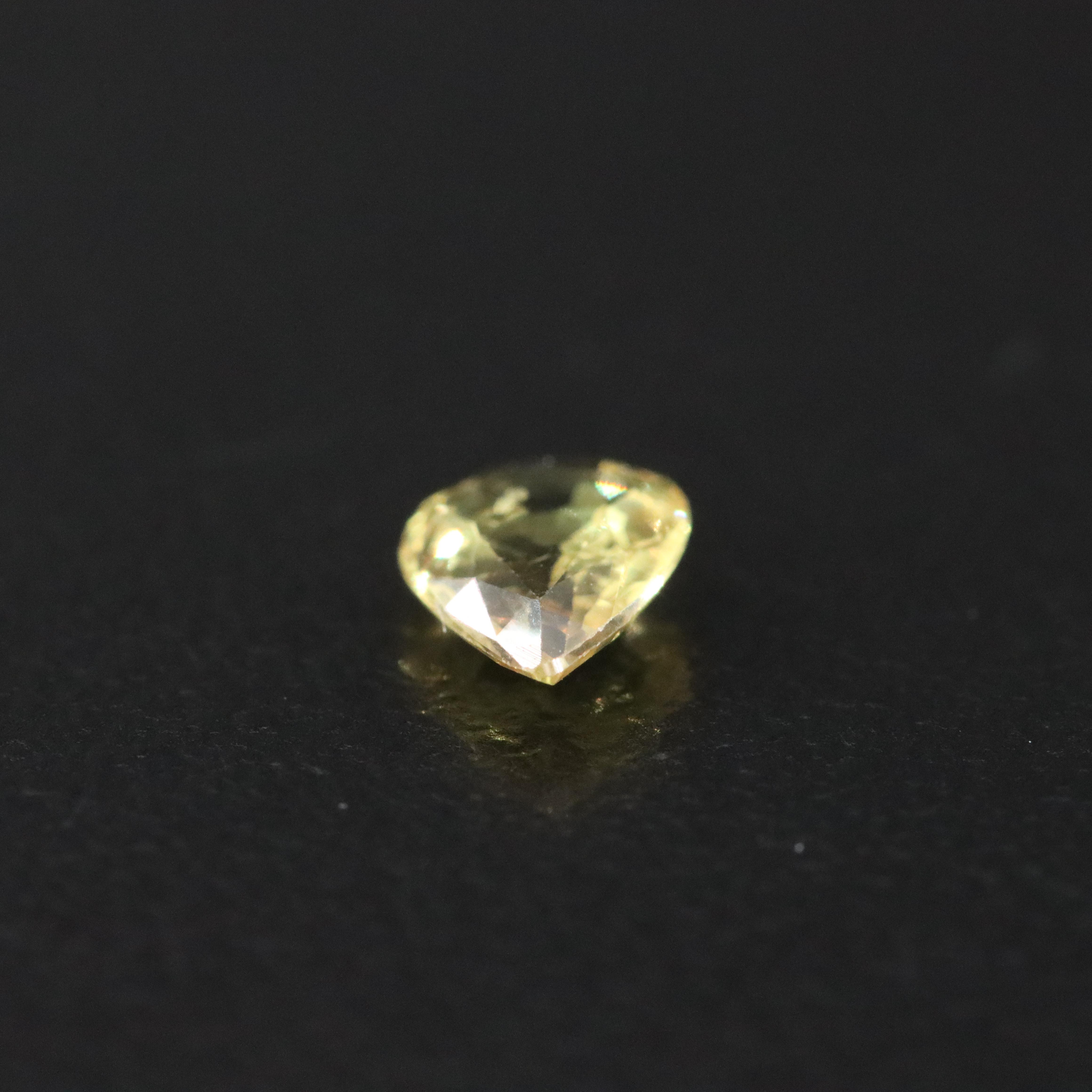 Loose 0.58 CT Yellow Sapphire