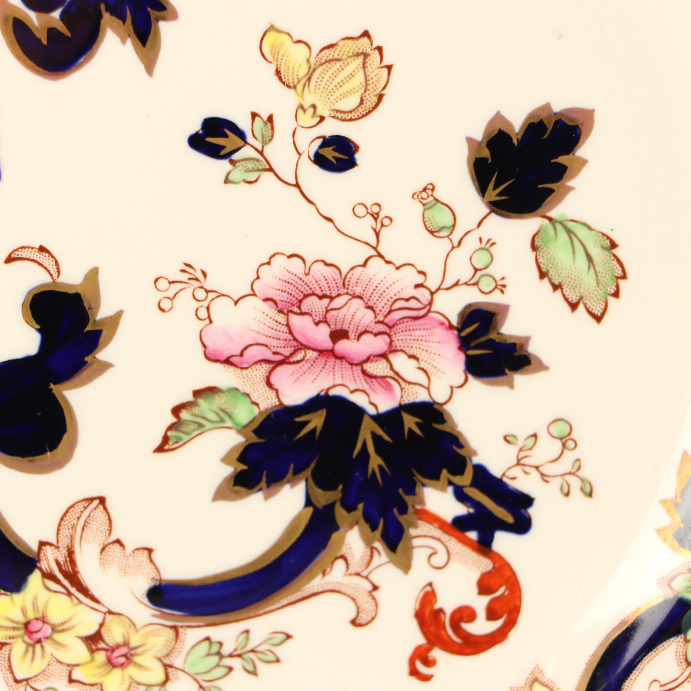 Mason's "Mandalay" English Imari Ceramic Dinnerware, 20th Century