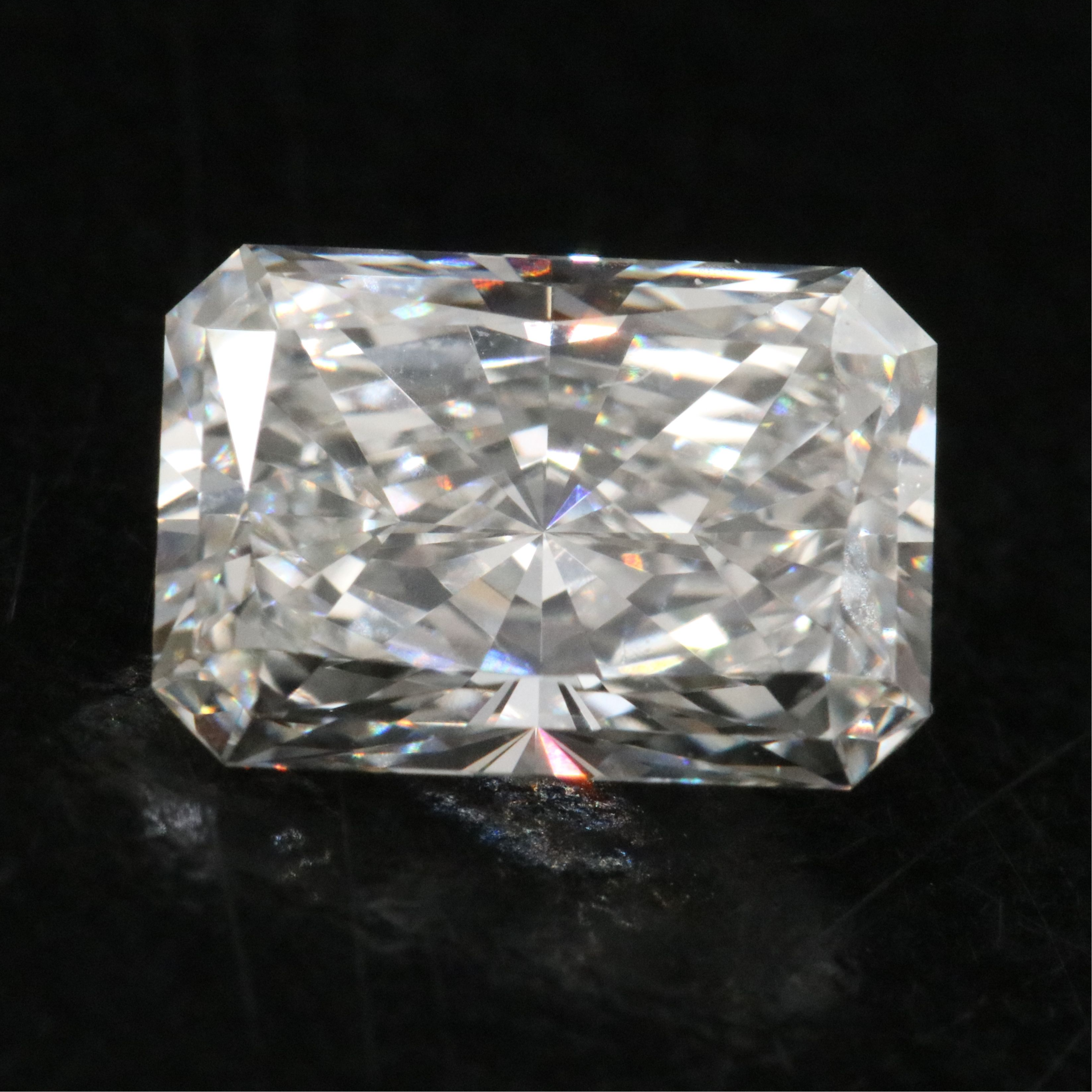 Loose 1.71 CT Lab Grown Diamond with IGI Report