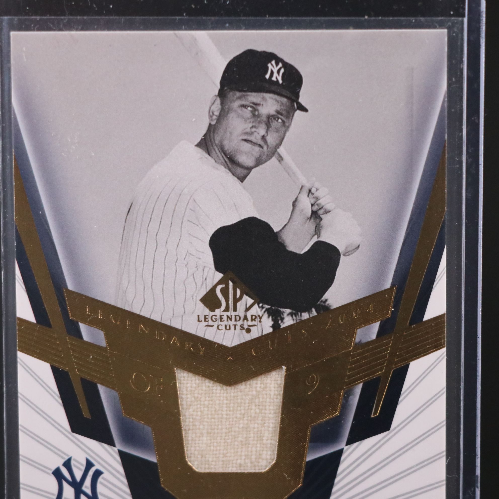 2004 SP Legendary Cuts Roger Maris Game-Used Relic Baseball Card