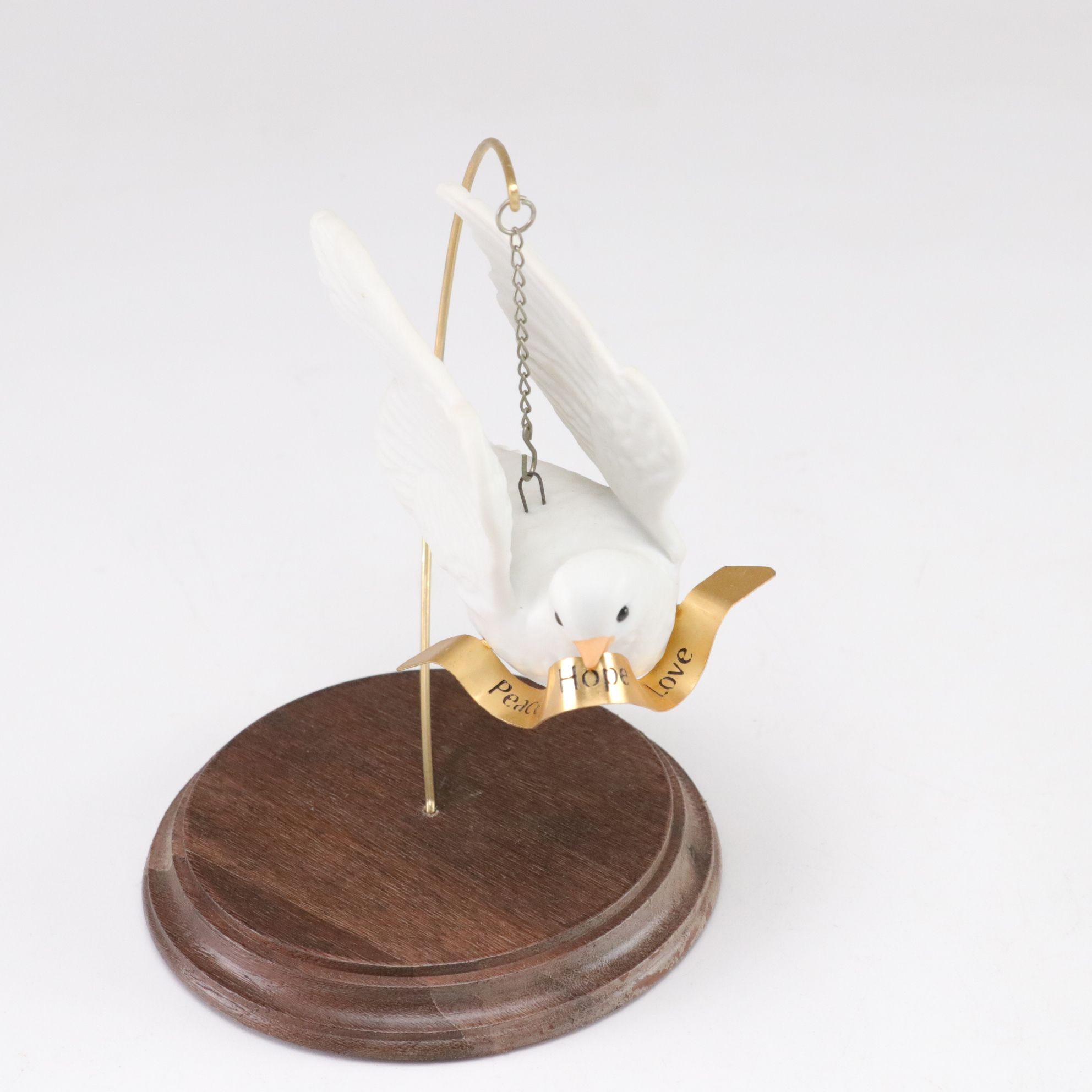 Fenton Cardinal Milk Glass Bud Vase with Ardalt Cat Figurine and More