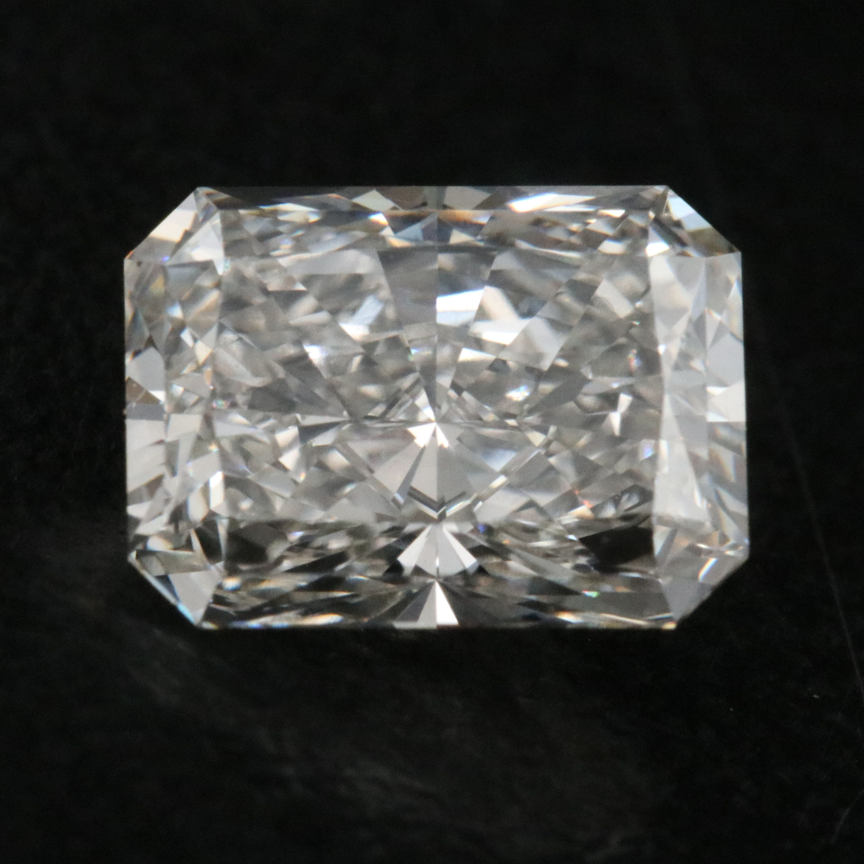 Loose 1.88 CT Lab Grown Diamond with IGI Report