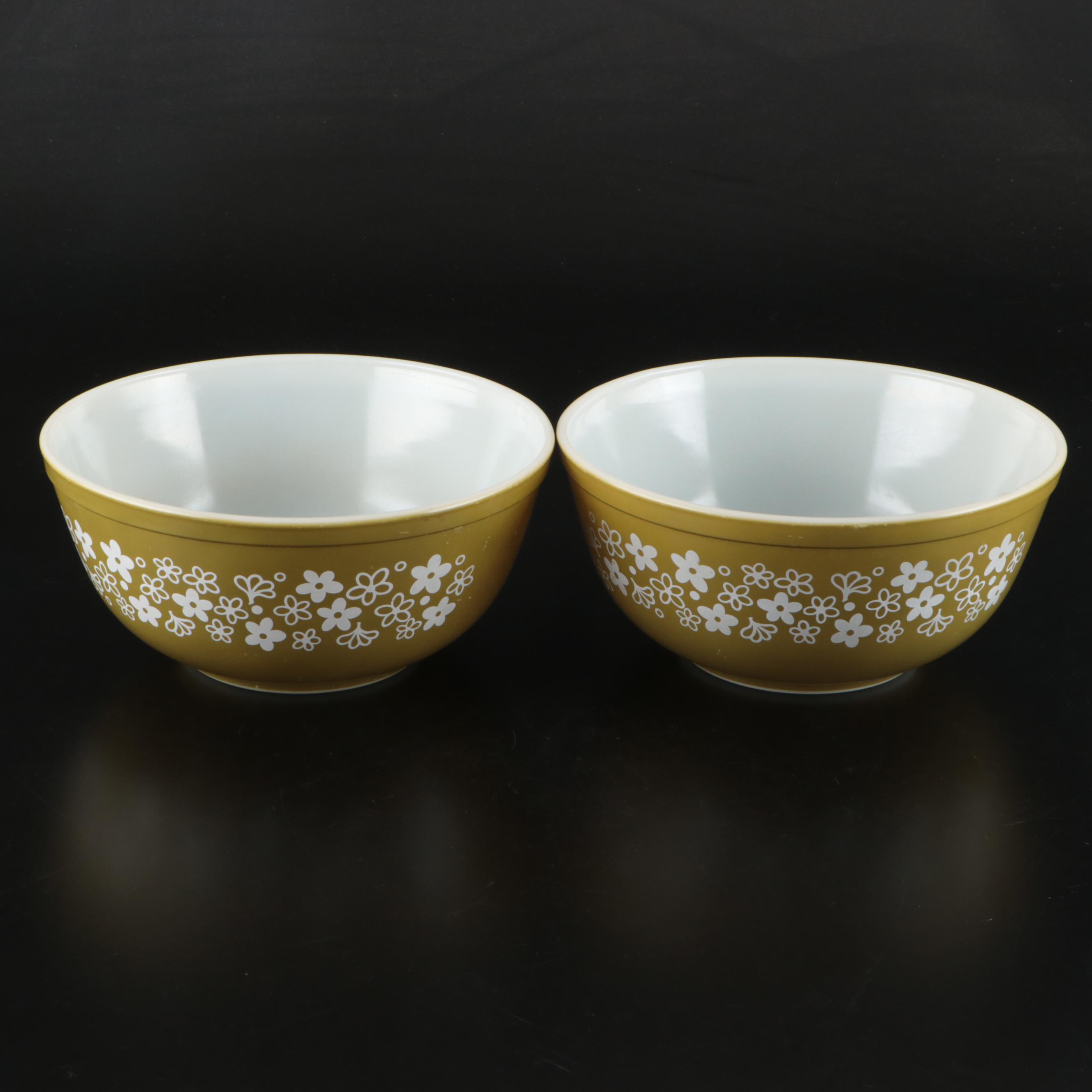 Corning Ware "Cornflower Blue" Bakeware and Pyrex "Crazy Daisy" Mixing Bowls