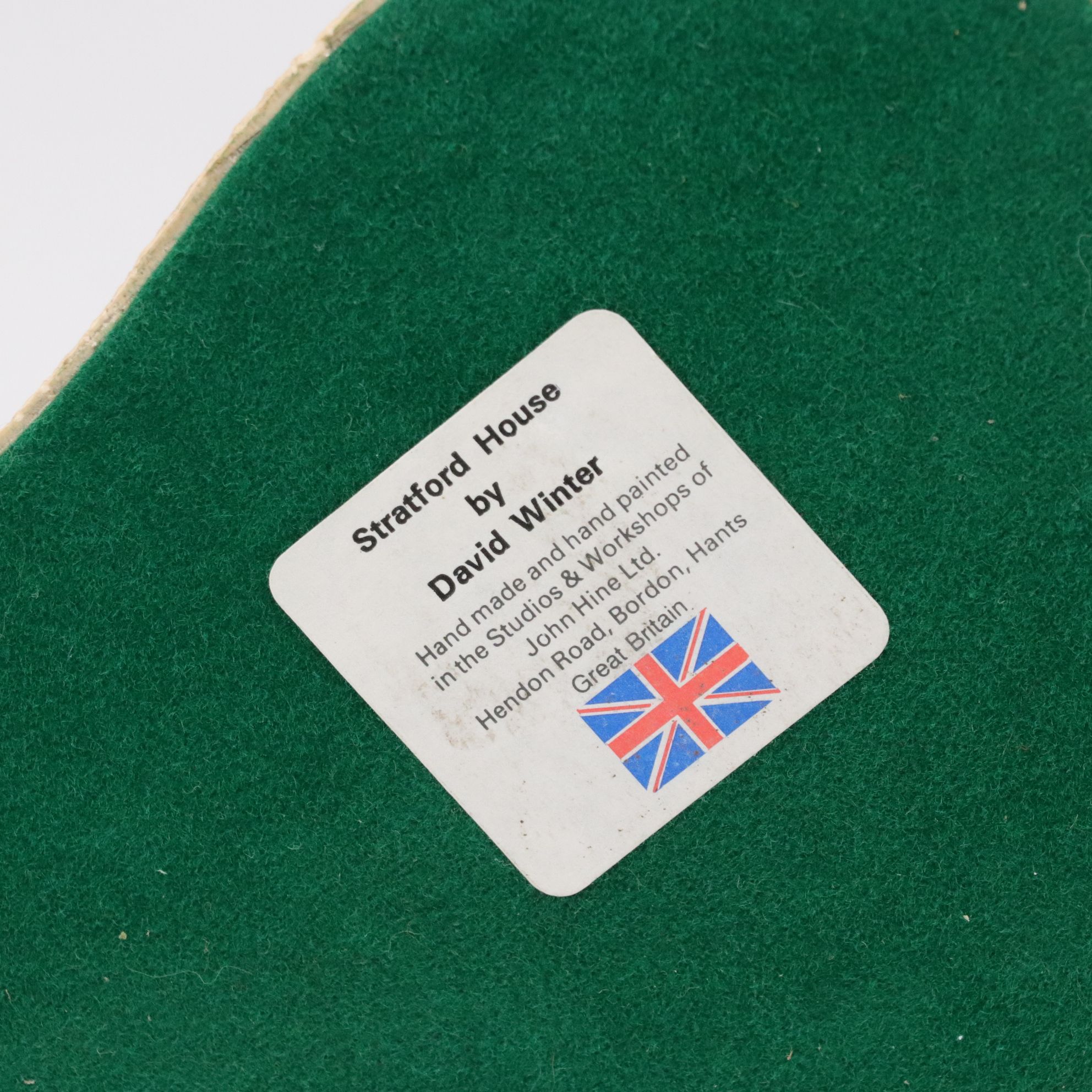 John Hine Studios and David Winter "London by Gaslight" Village Cottages