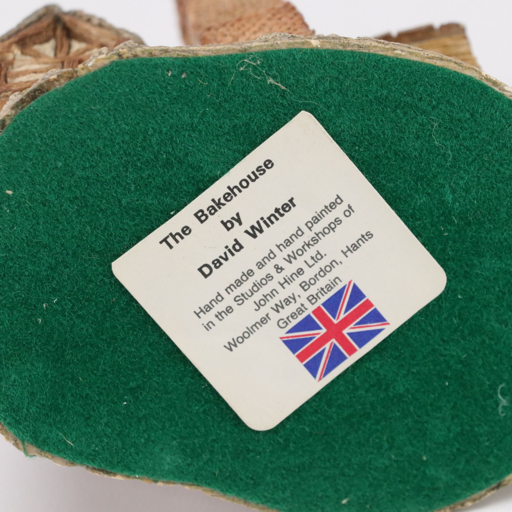 John Hine Studios and David Winter "London by Gaslight" Village Cottages