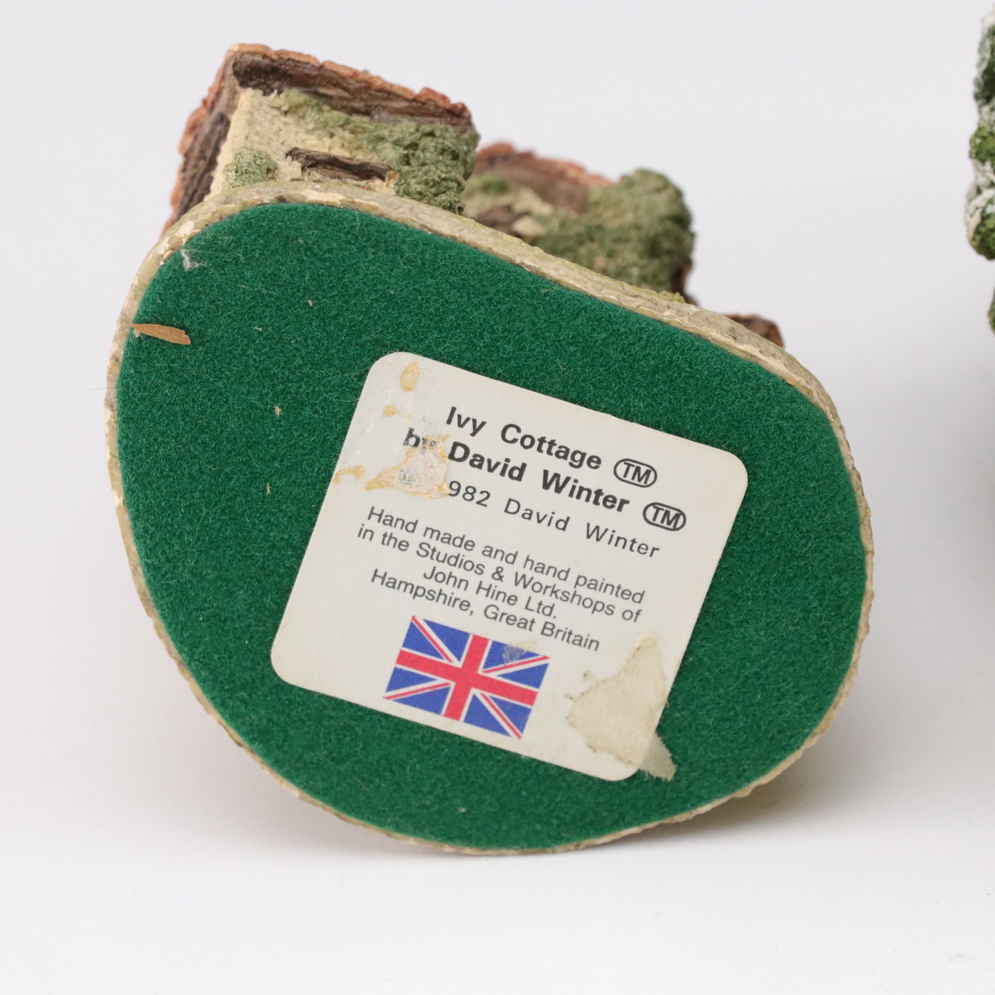 John Hine Studios and David Winter "London by Gaslight" Village Cottages