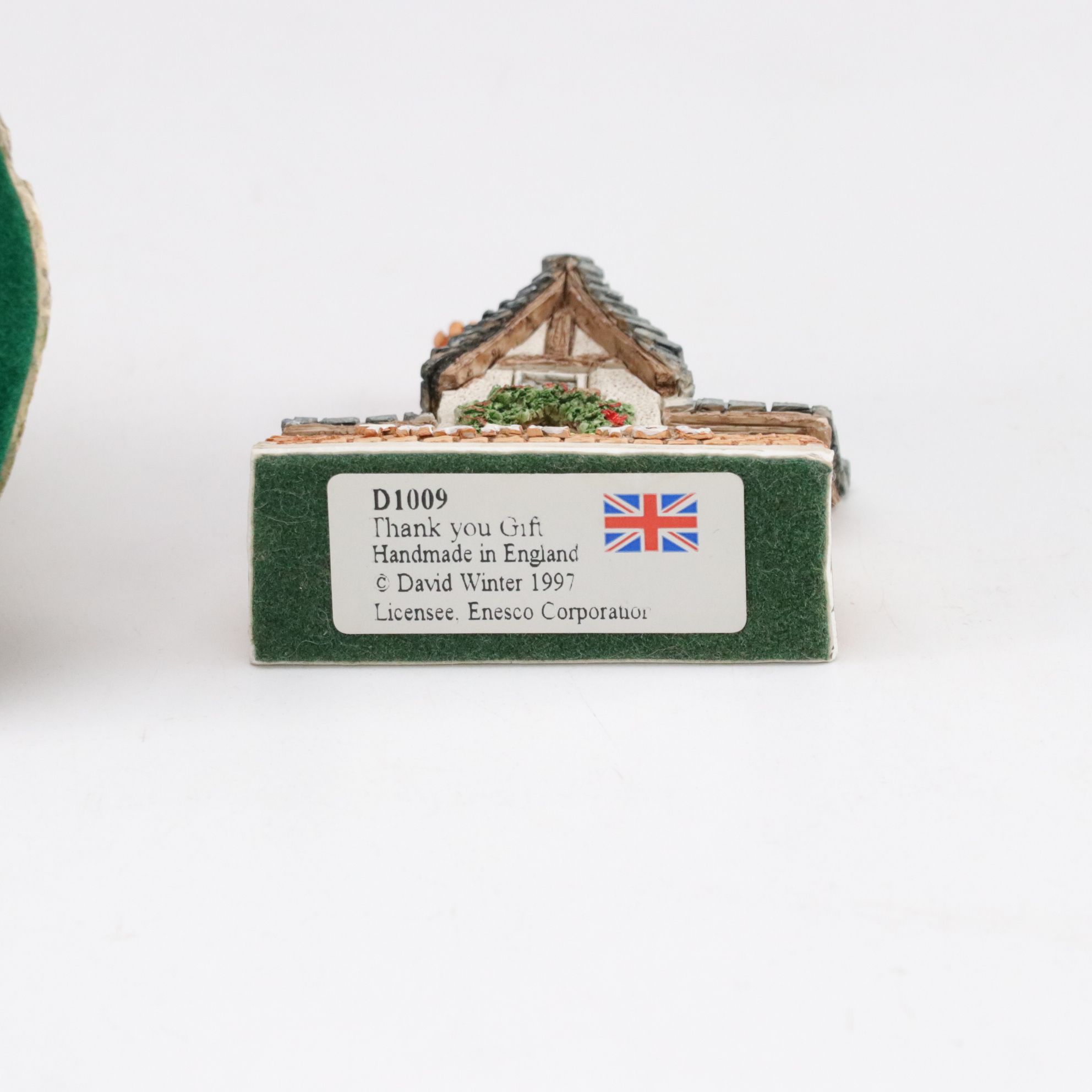 John Hine Studios and David Winter "London by Gaslight" Village Cottages