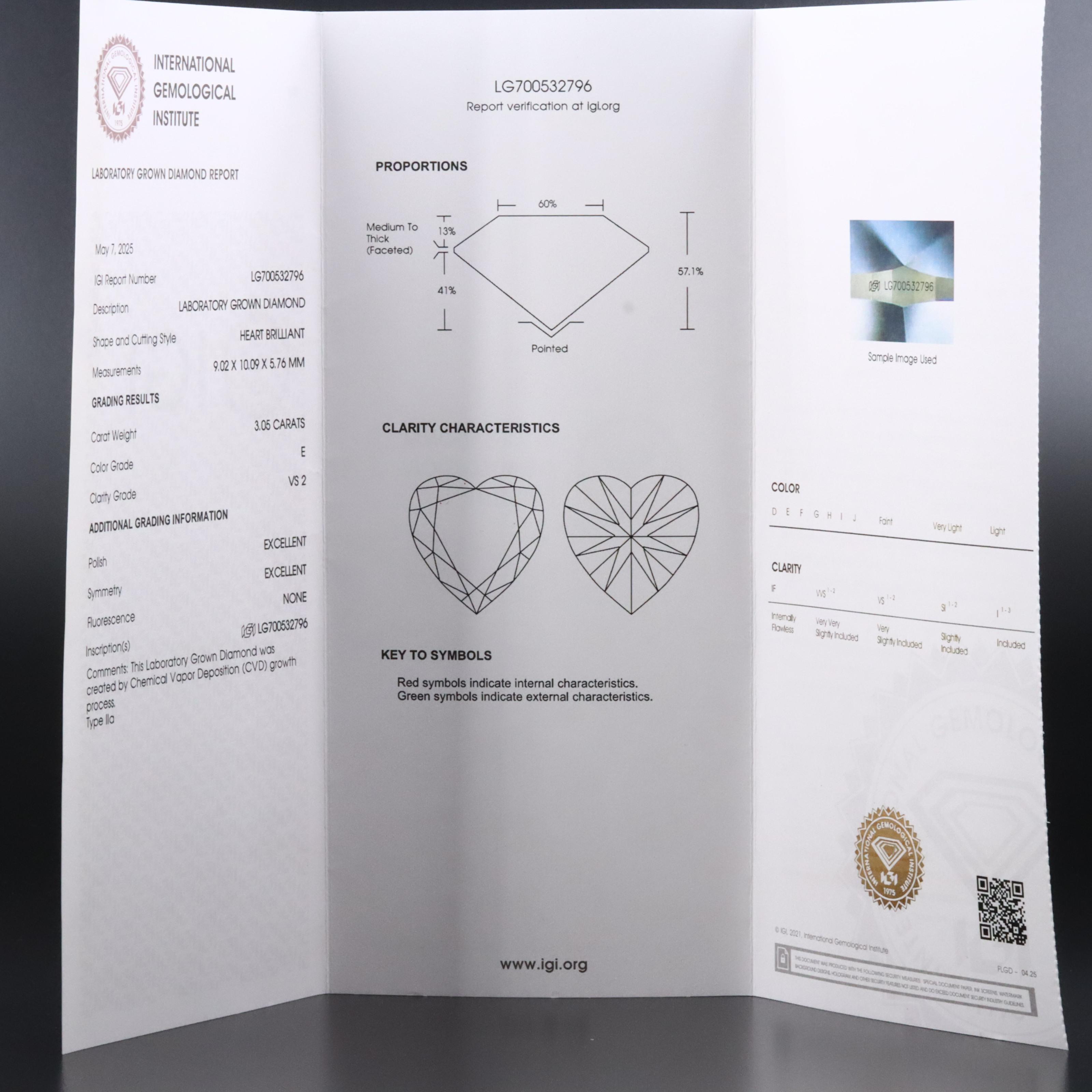 18K 3.05 CT Lab Grown Diamond Pendant with IGI Report