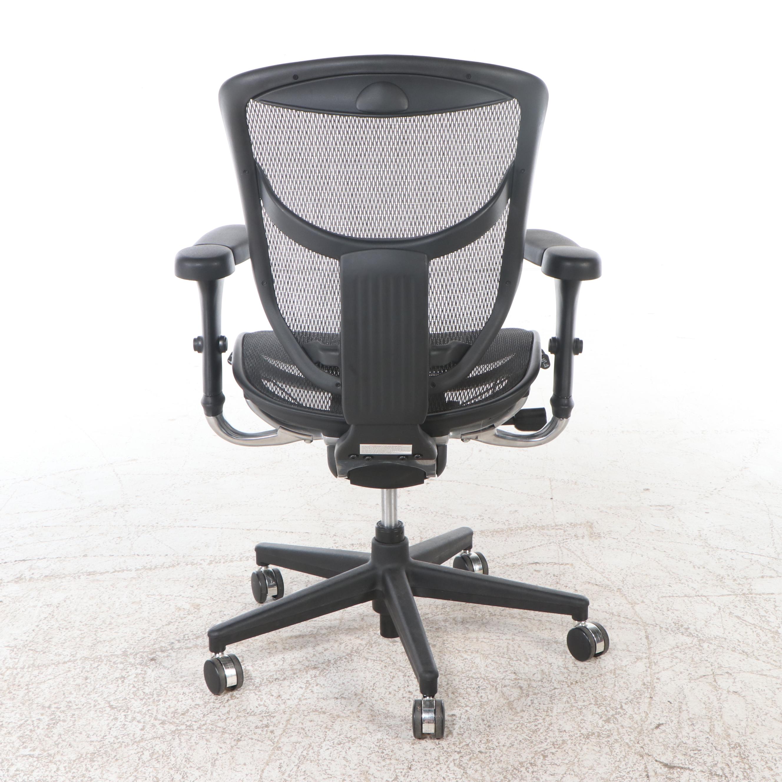 WorkPro Quantum Series Office Chair