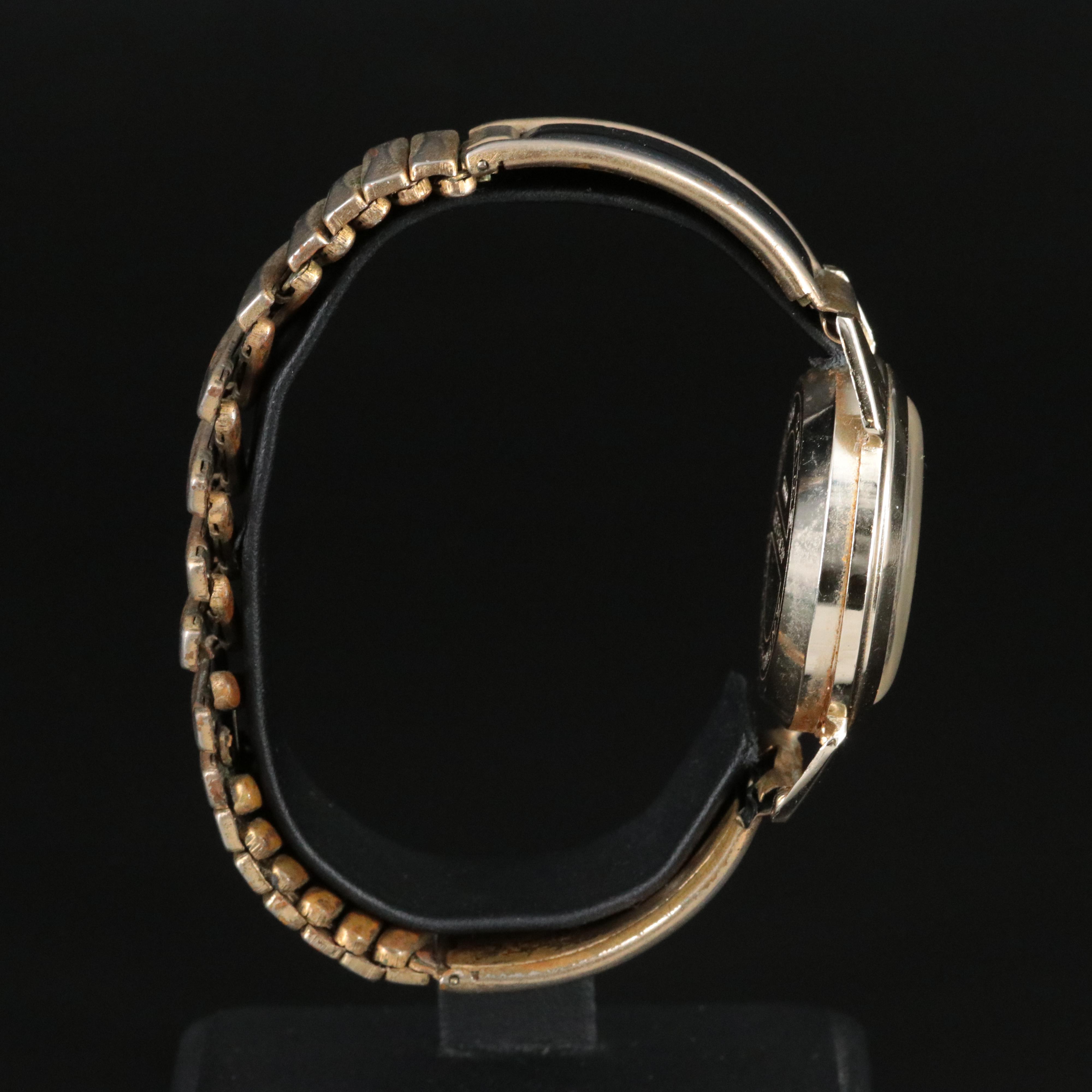 Geneva De Luxe Aluminum Swiss Made Watch