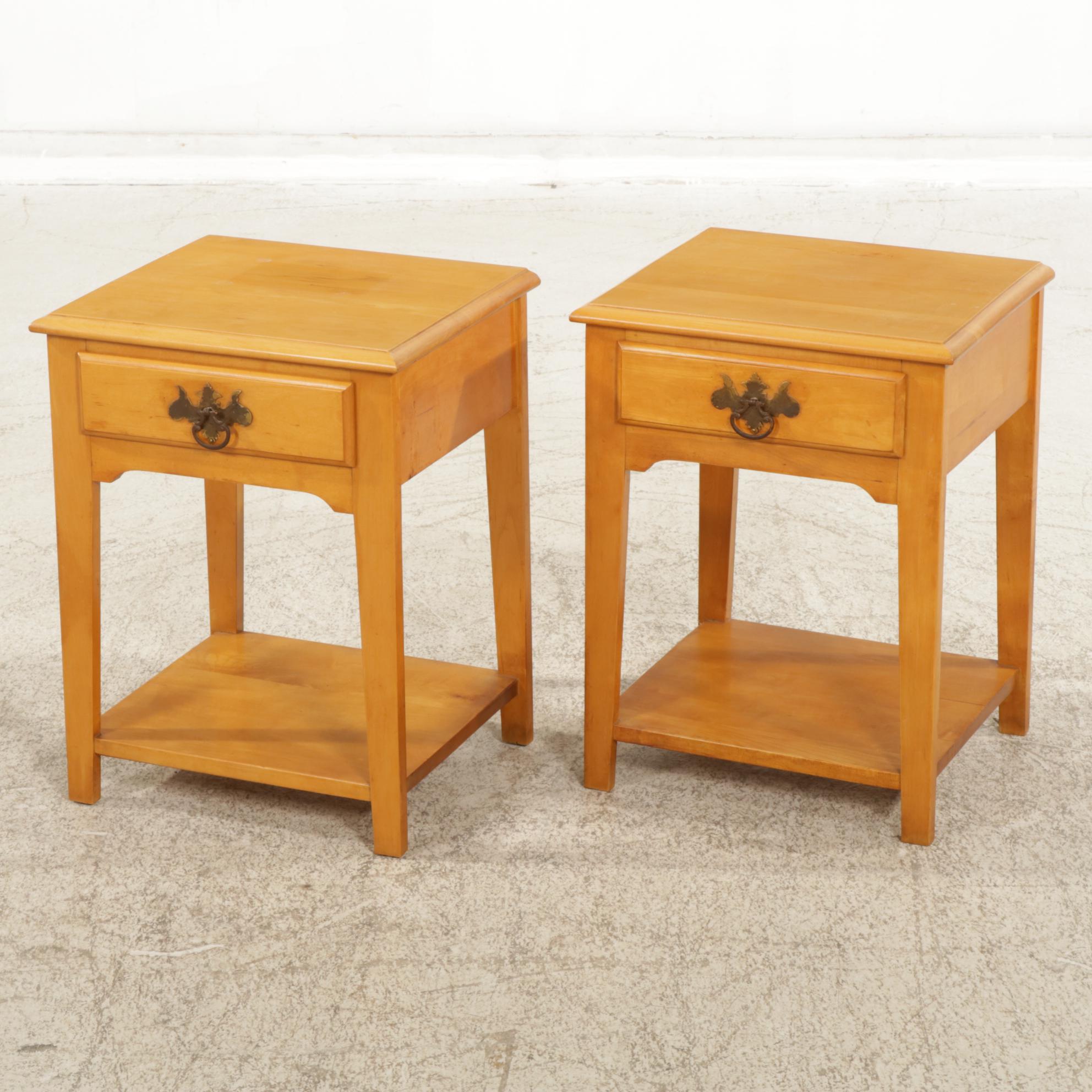 Pair of Maple Nightstands, Late 20th Century