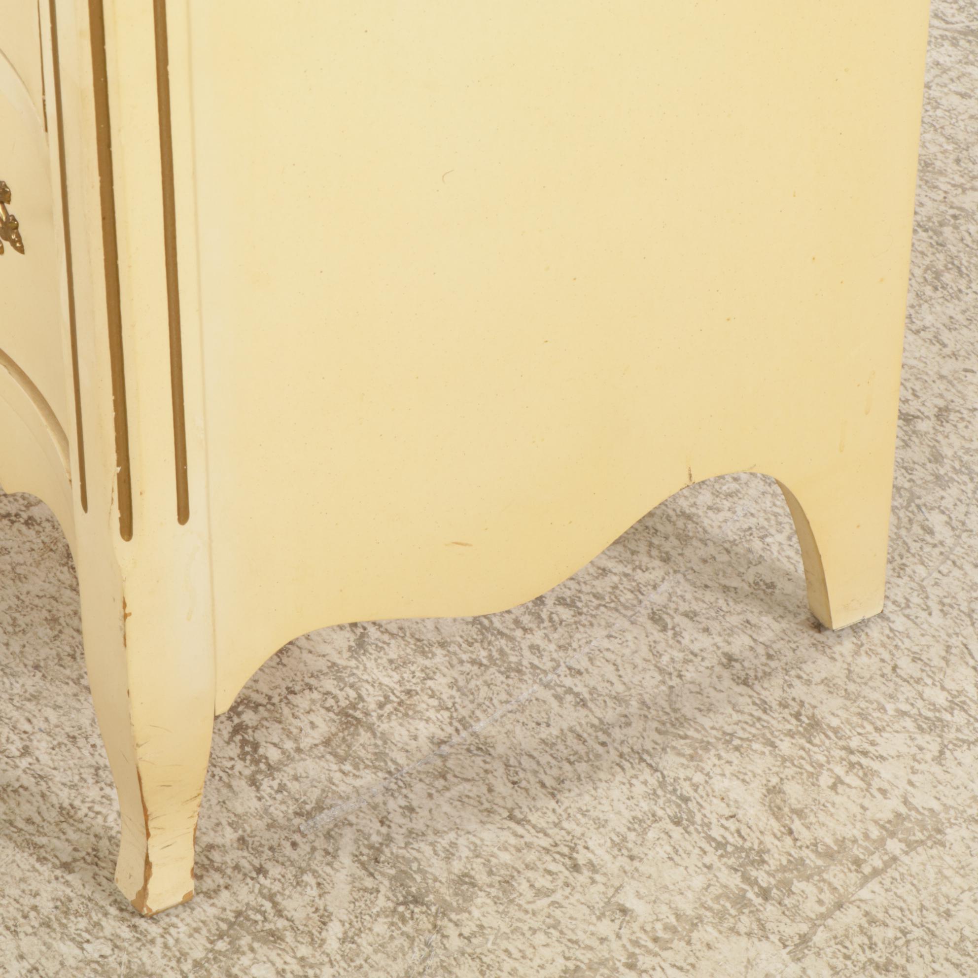 French Provincial Style Painted Commode, Mid to Late 20th Century