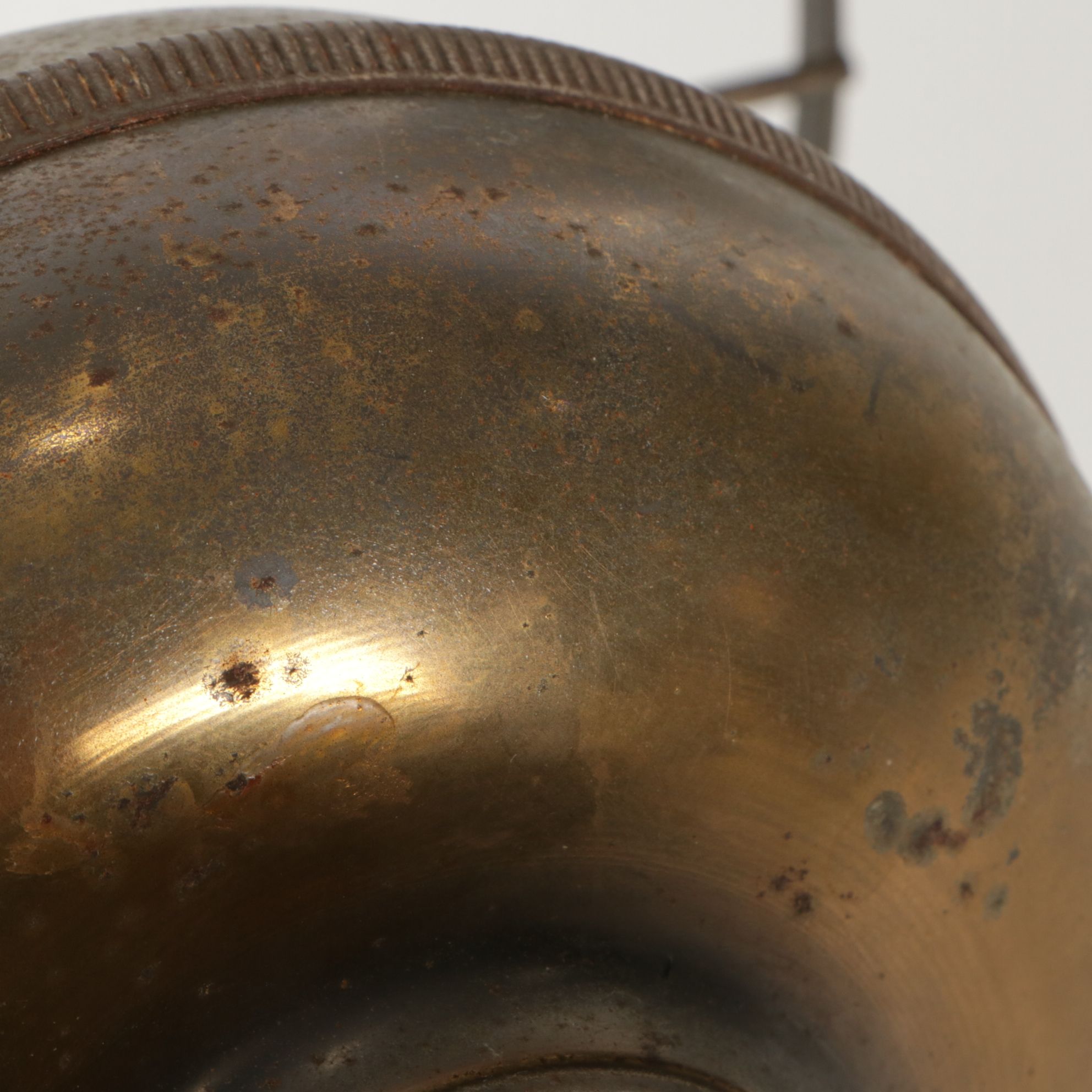 Bronzed Metal Parlor Oil Lamp with Yellow Ribbed Shade, Adapted 20th Century