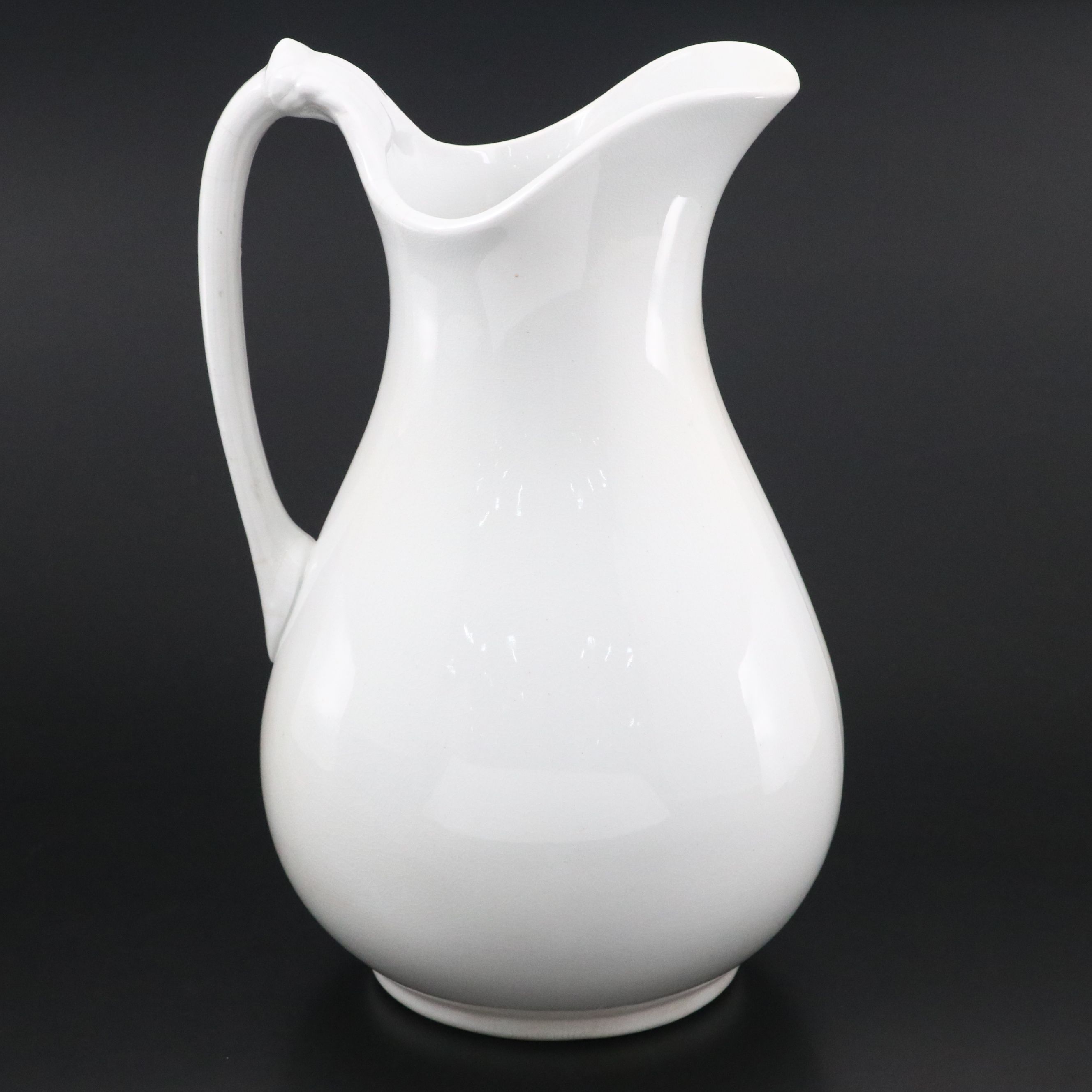 J. & G. Meakin English Ironstone Ewer and Basin