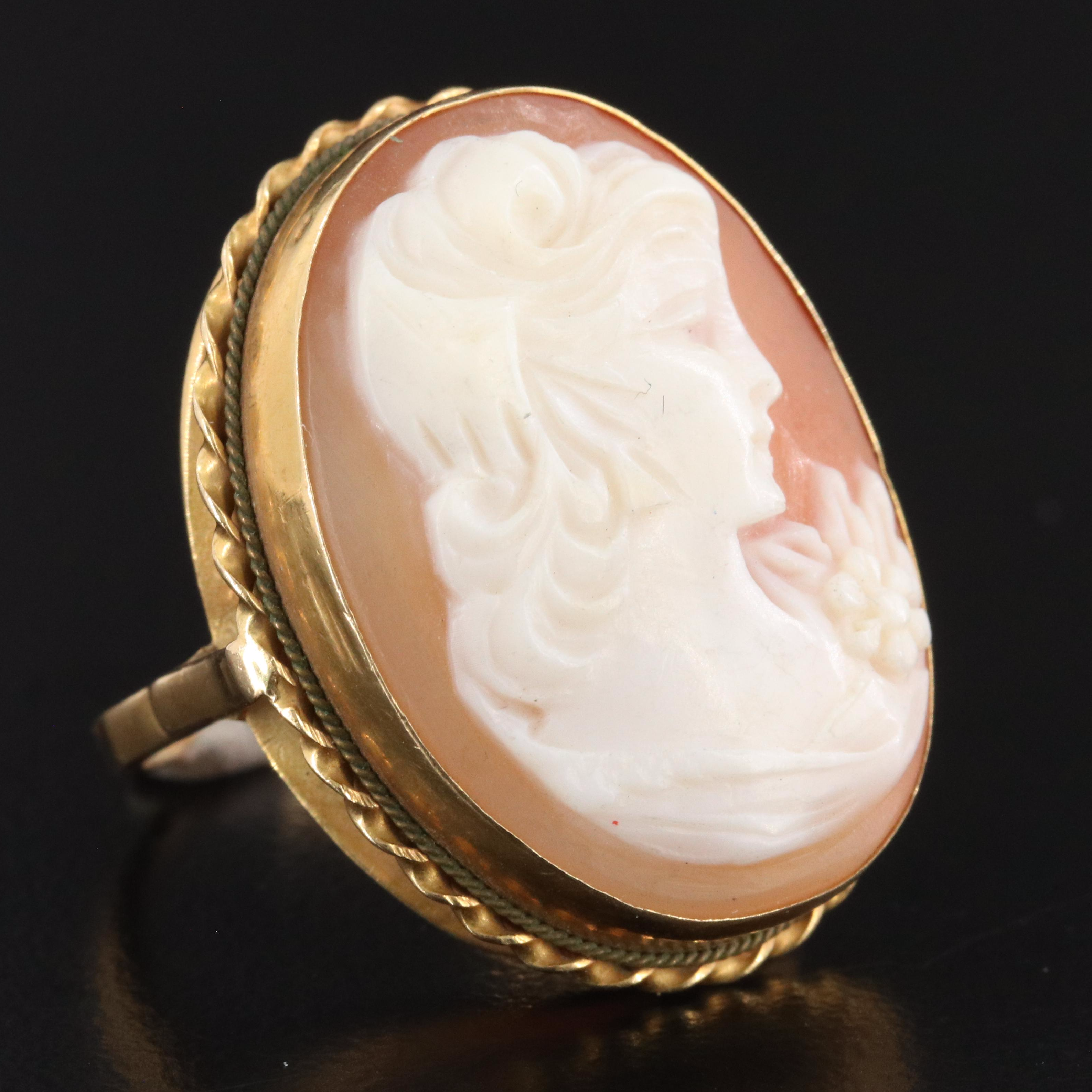 Vintage 14K Shell Cameo Ring