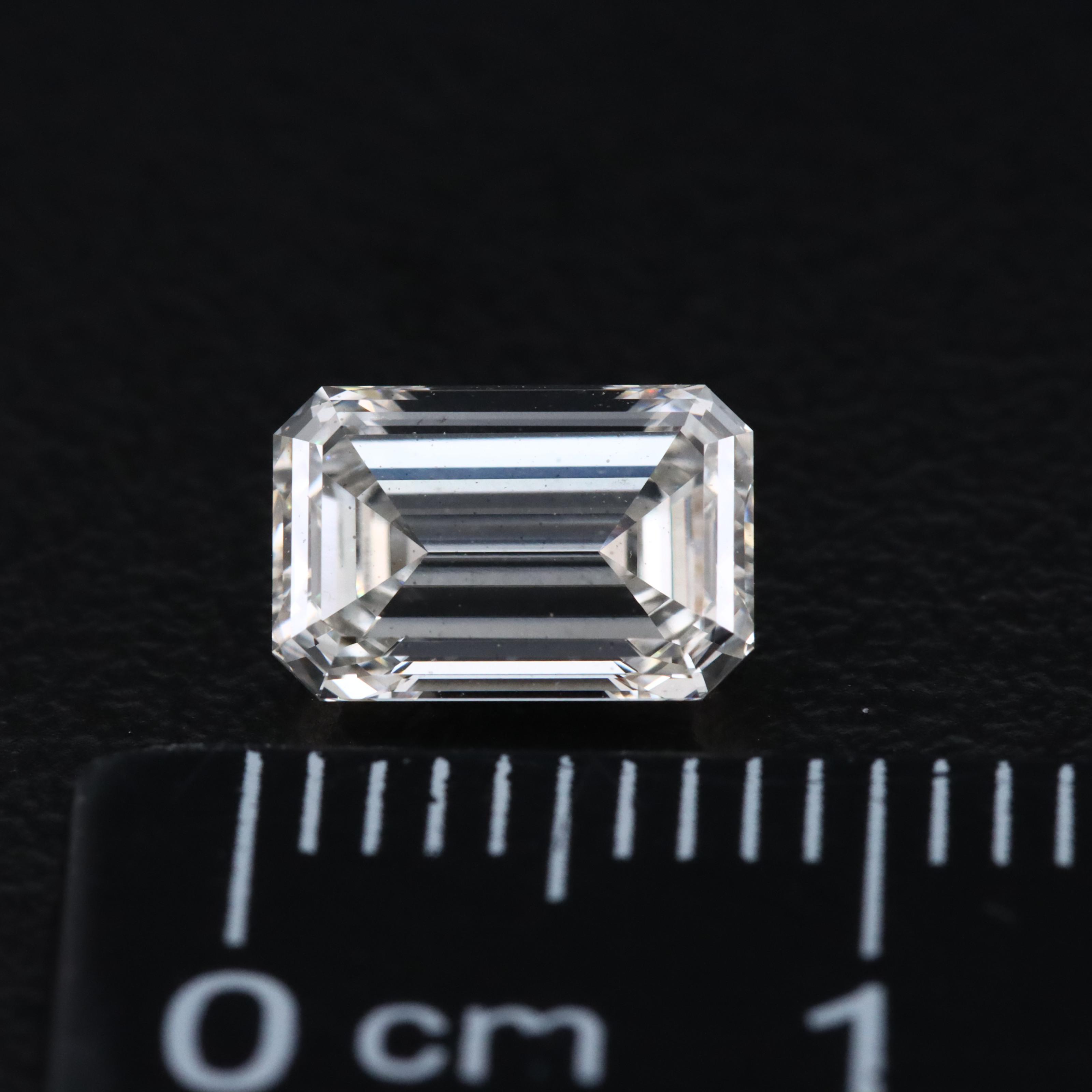 Loose 1.33 CT Lab Grown Diamond with IGI Report