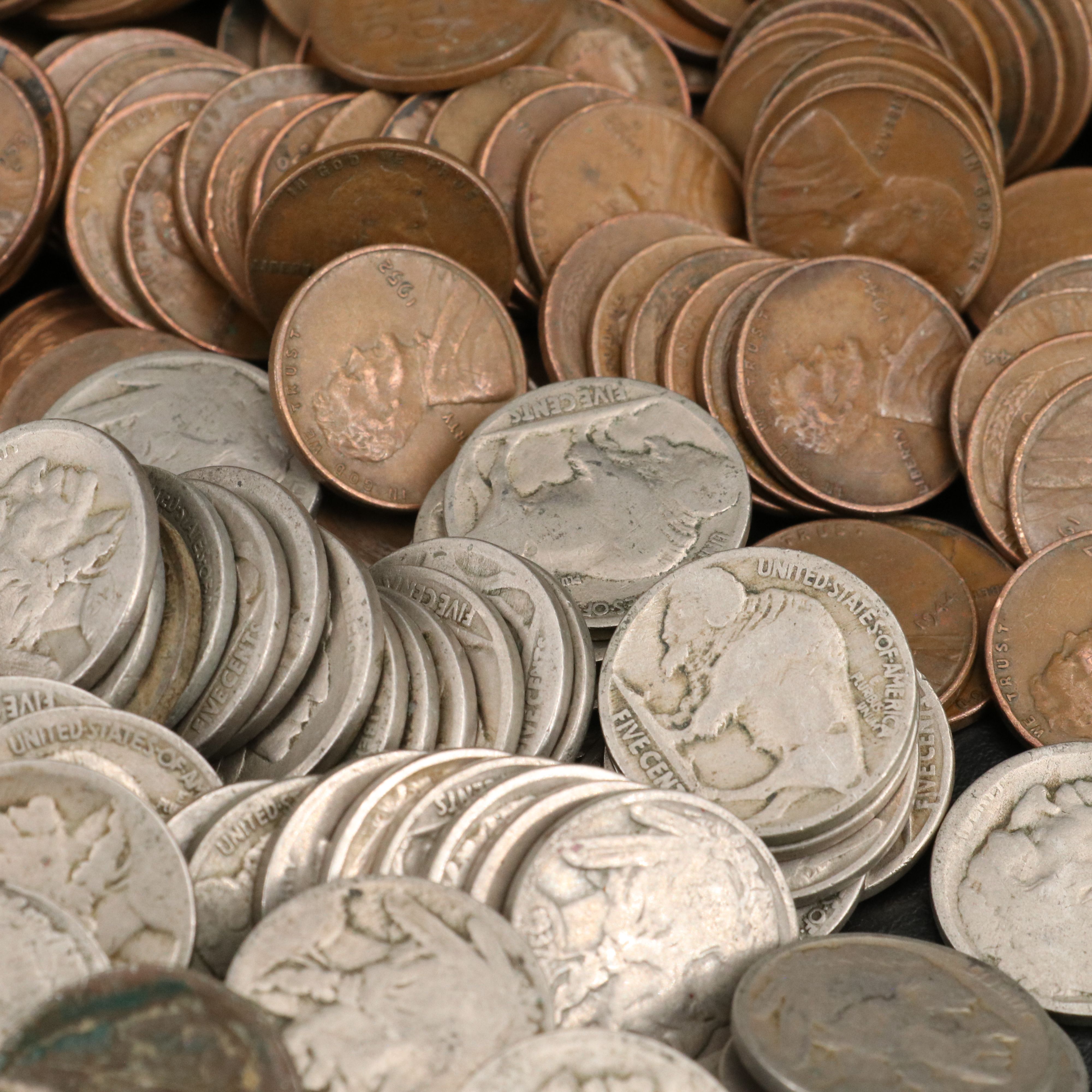 Collection of 850 Wheat Cents and Buffalo Nickels