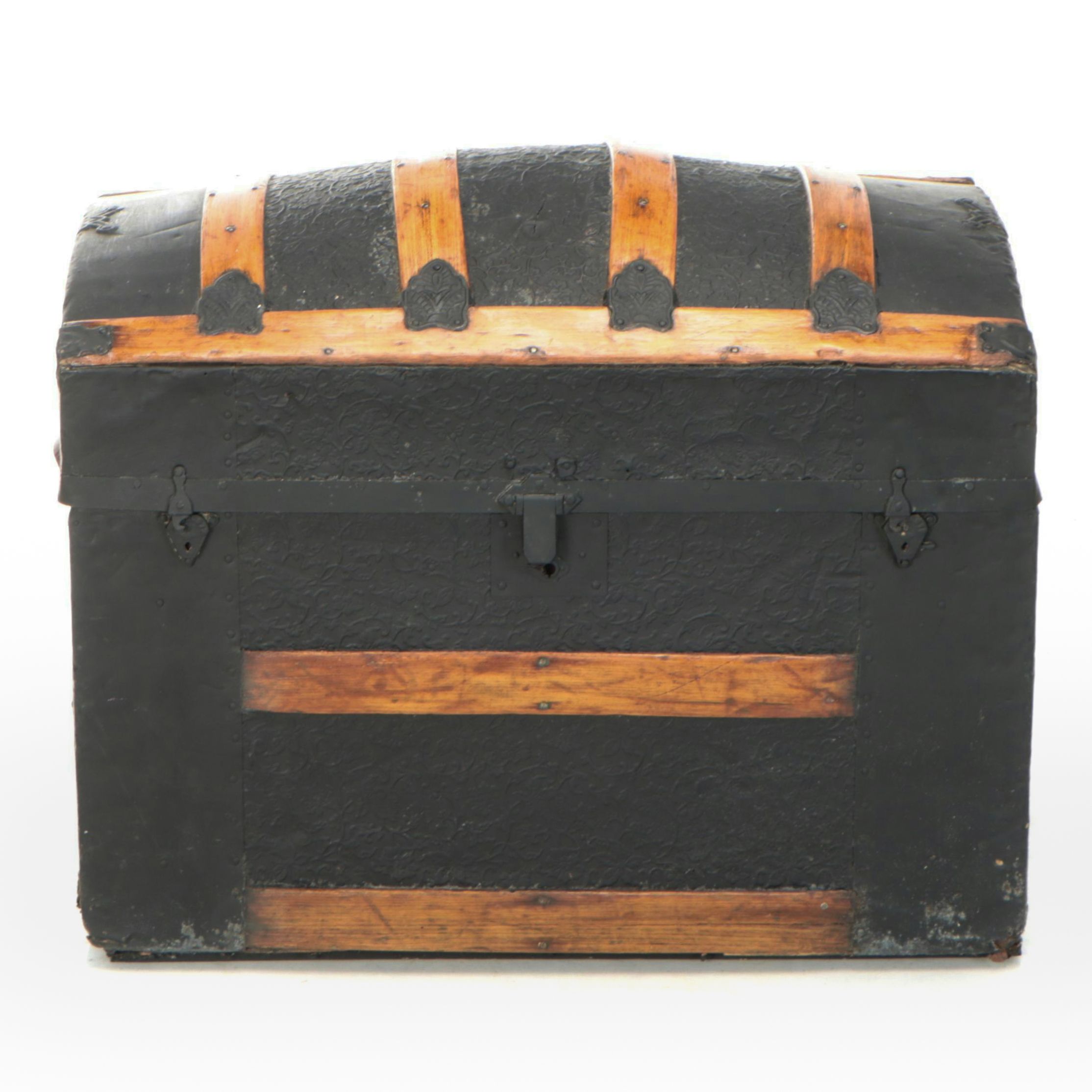 Metal Clad Dome Top Steamer Trunk, Early 20th Century