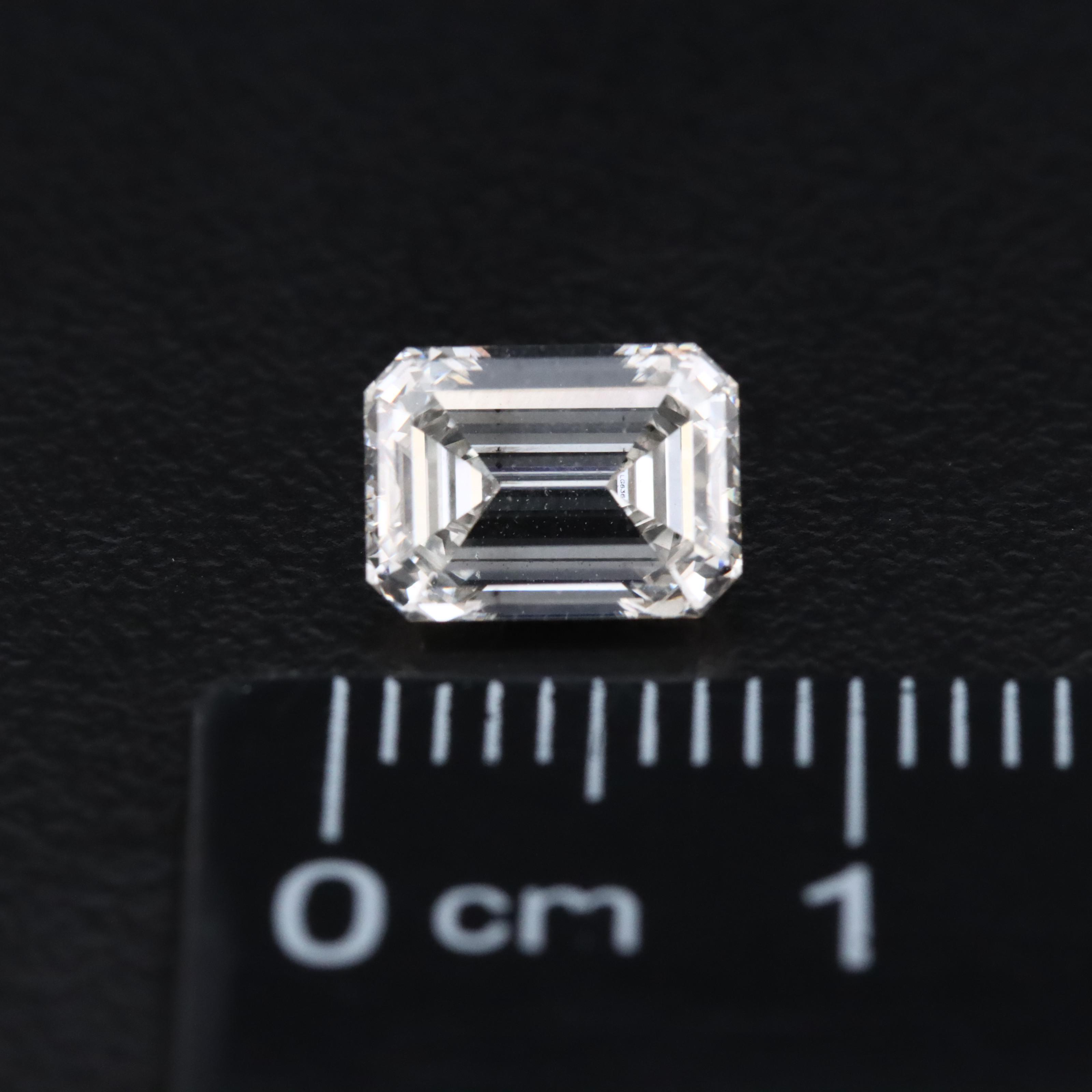Loose 1.40 CT Lab Grown Diamond with IGI Report