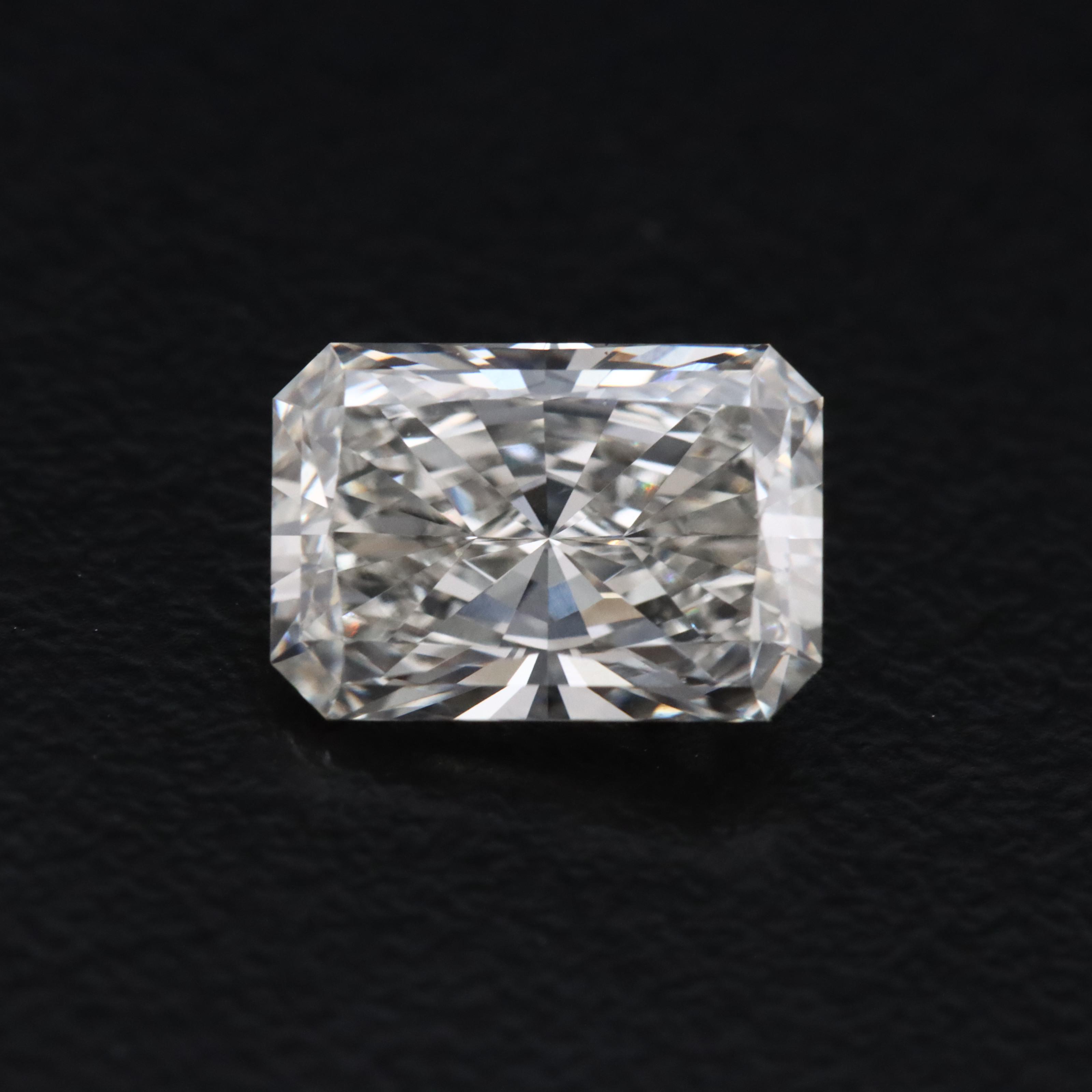 Loose 1.90 CT Lab Grown Diamond with IGI Report