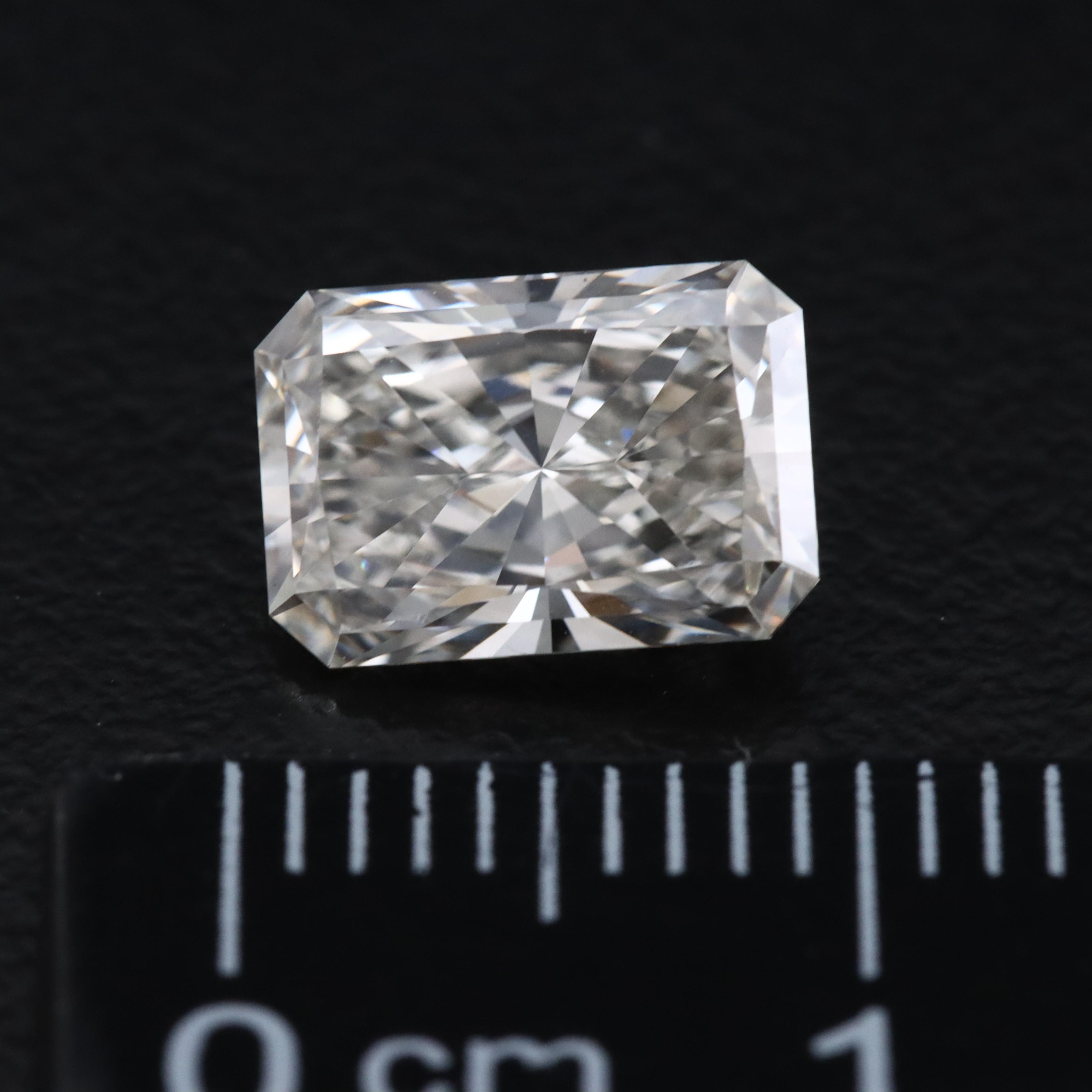 Loose 1.90 CT Lab Grown Diamond with IGI Report