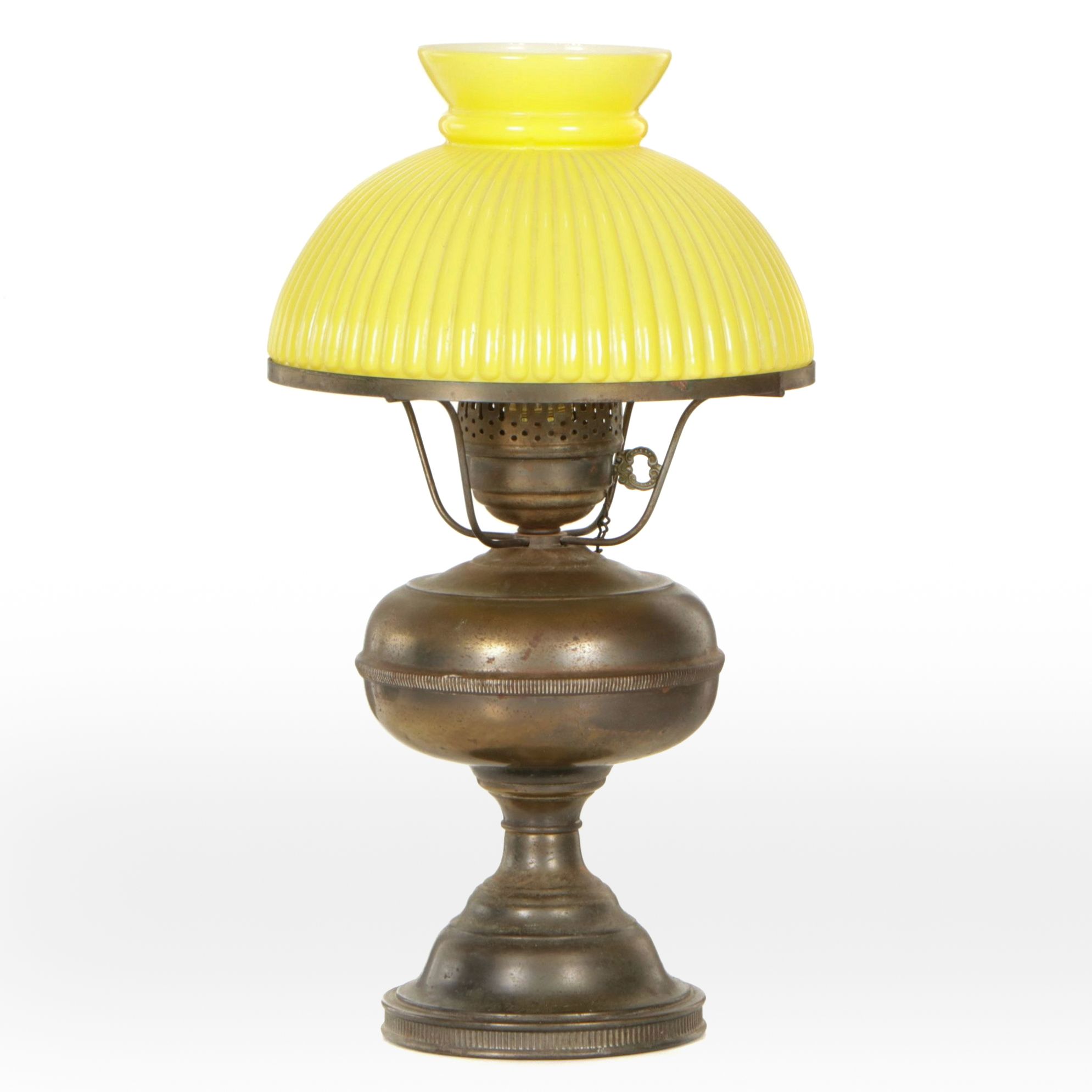 Bronzed Metal Parlor Oil Lamp with Yellow Ribbed Shade, Adapted 20th Century