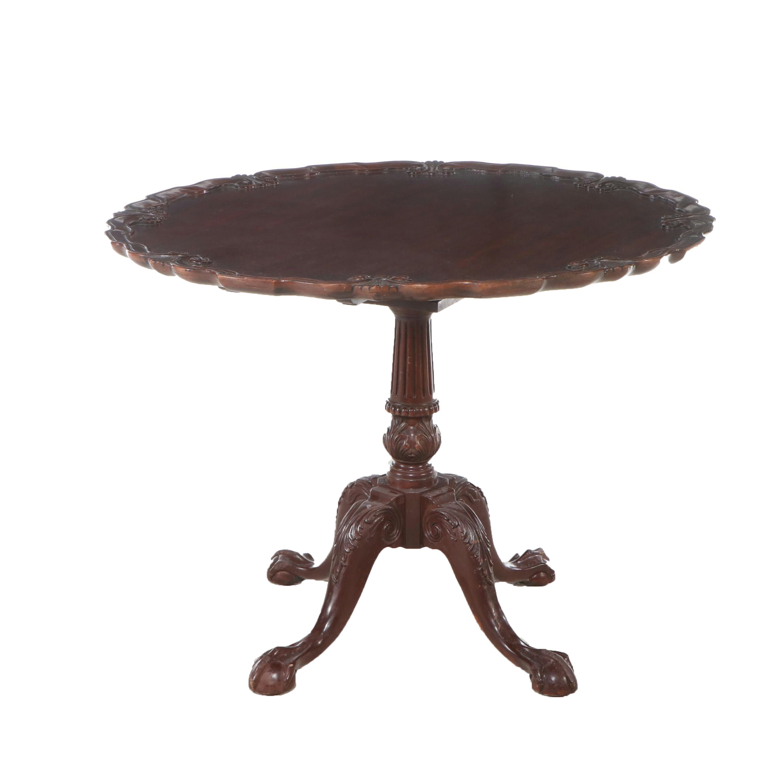 Chippendale Style Mahogany Piecrust Pedestal Table, 20th Century
