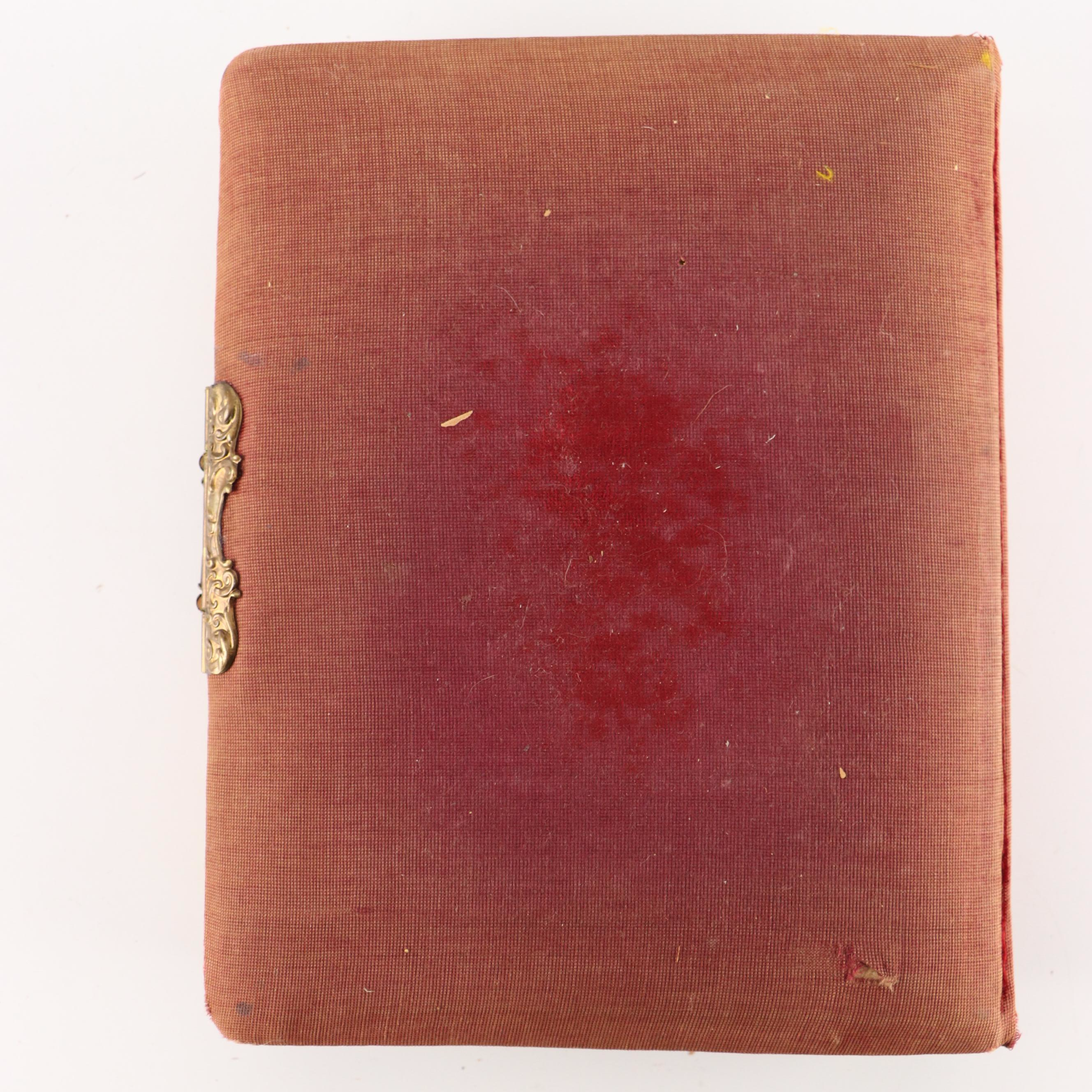 Portraits of Men, Women and Children in Albums, Late 19th/Early 20th Century