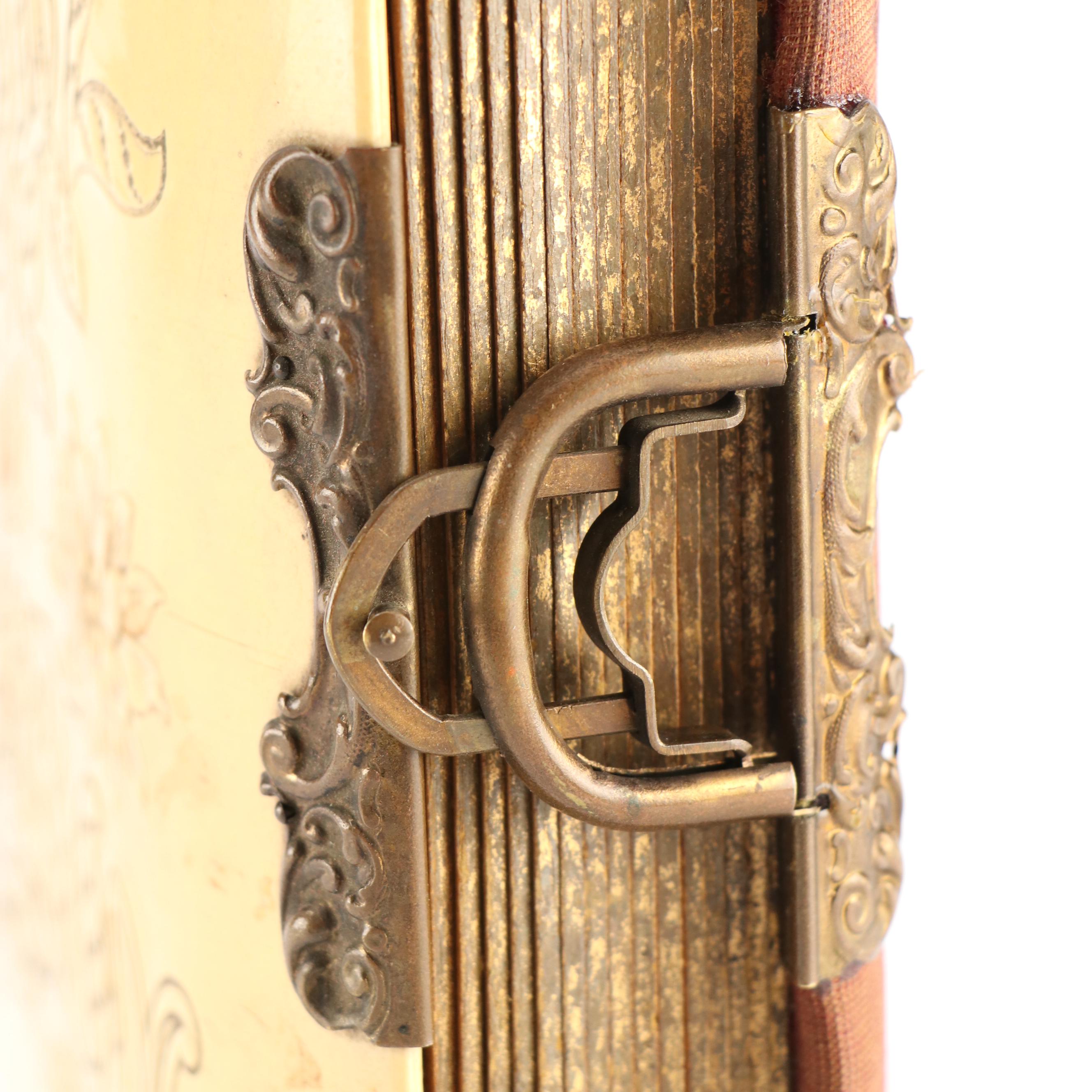 Portraits of Men, Women and Children in Albums, Late 19th/Early 20th Century