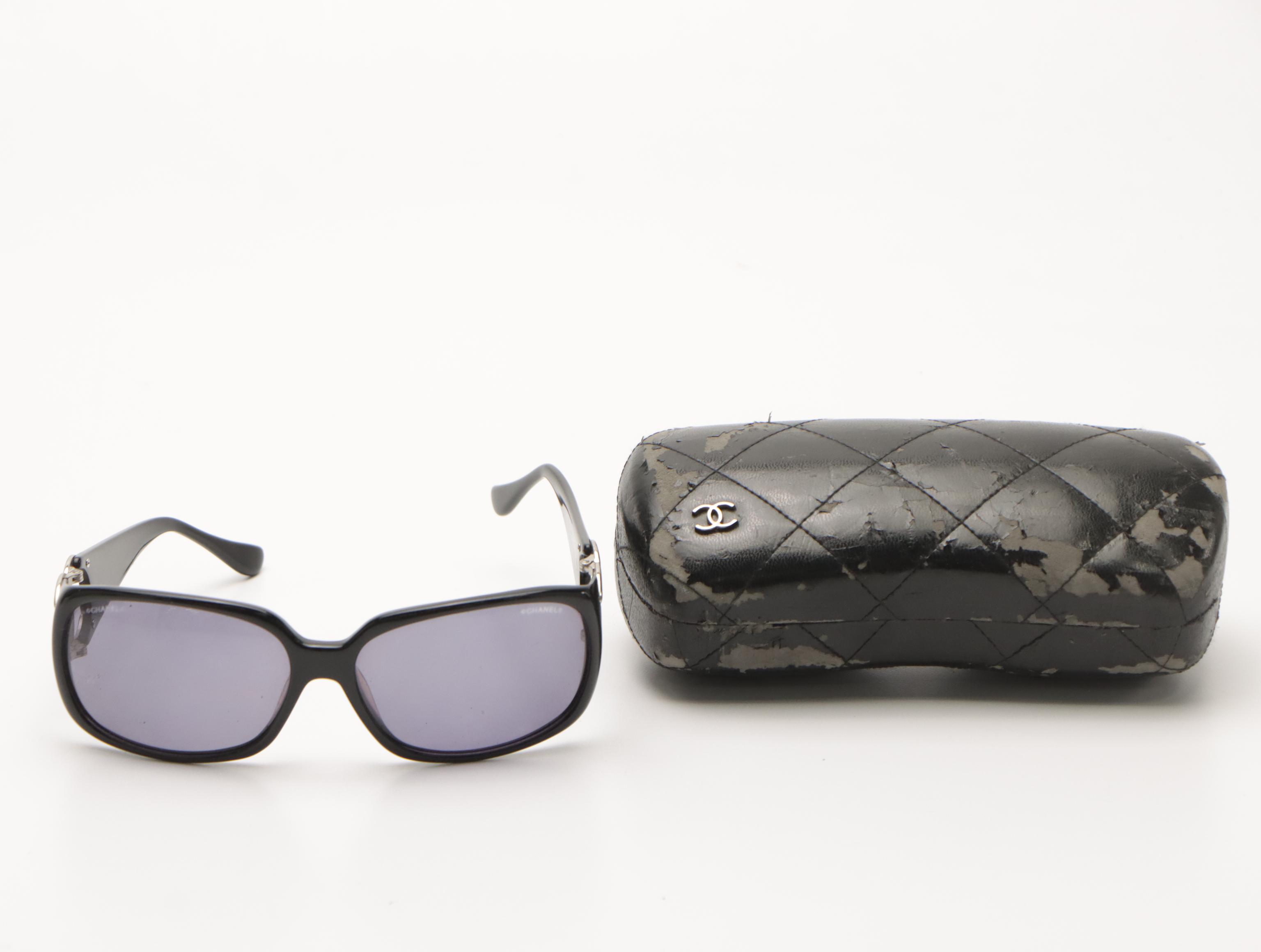 Chanel 6014B C501/87 CC Logo Sunglasses in Case