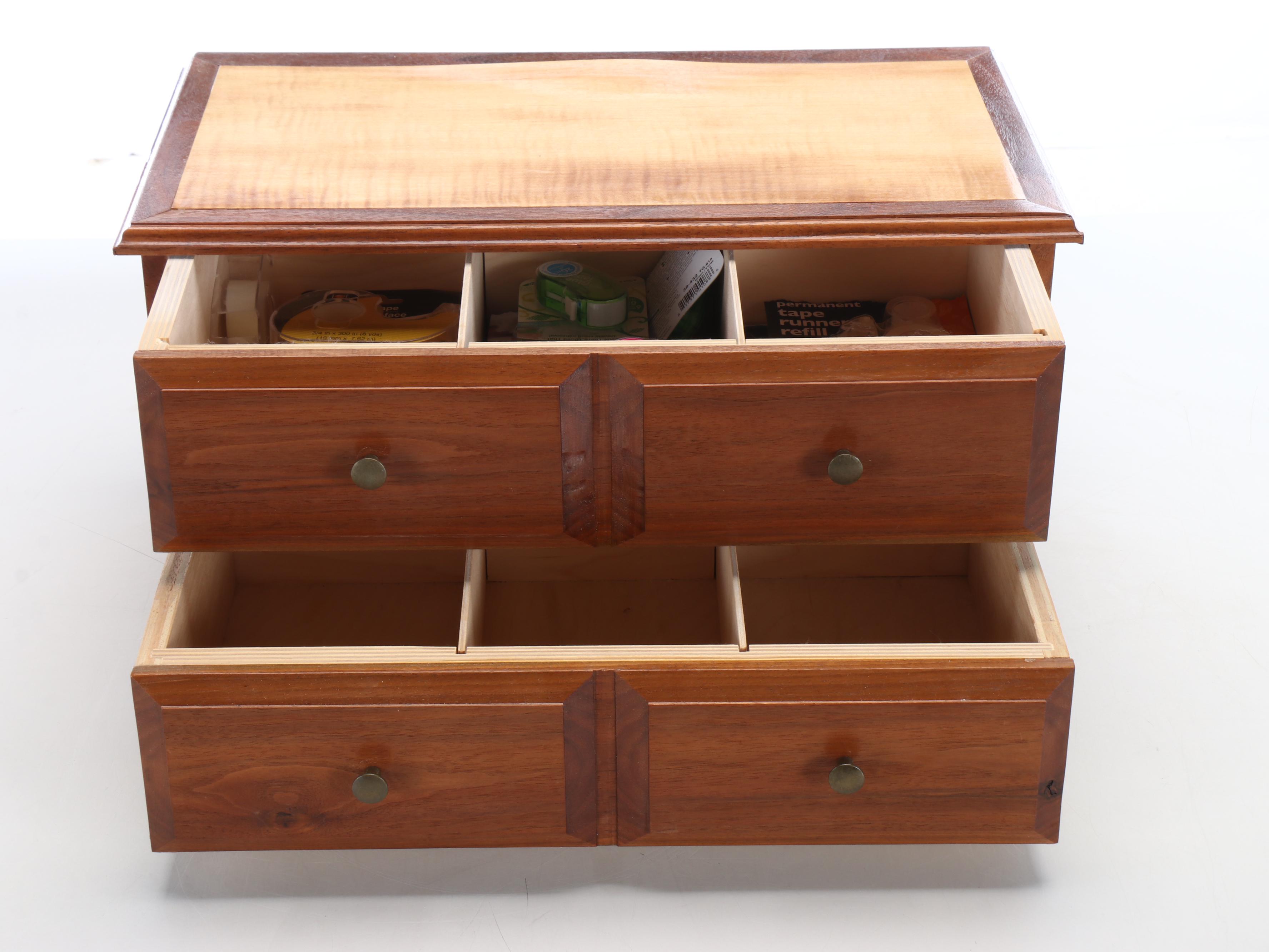 Singer Model 9410 Sewing Machine with Paper Trimmer and Supply Chest