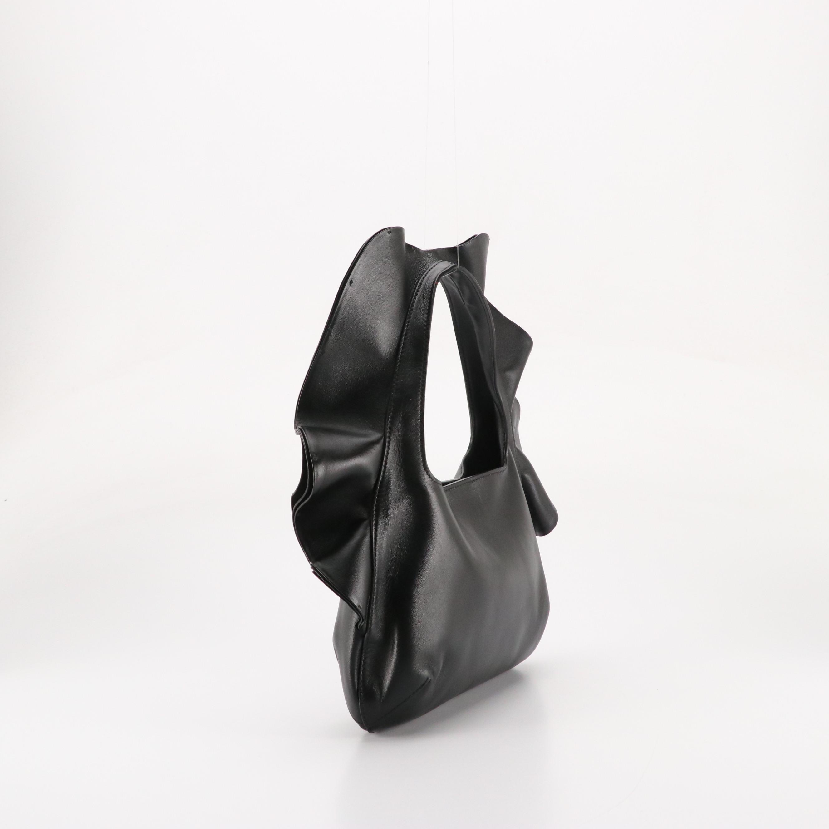 Valentino Garavani Atelier 04 Rouches Handbag in Black Nappa Leather