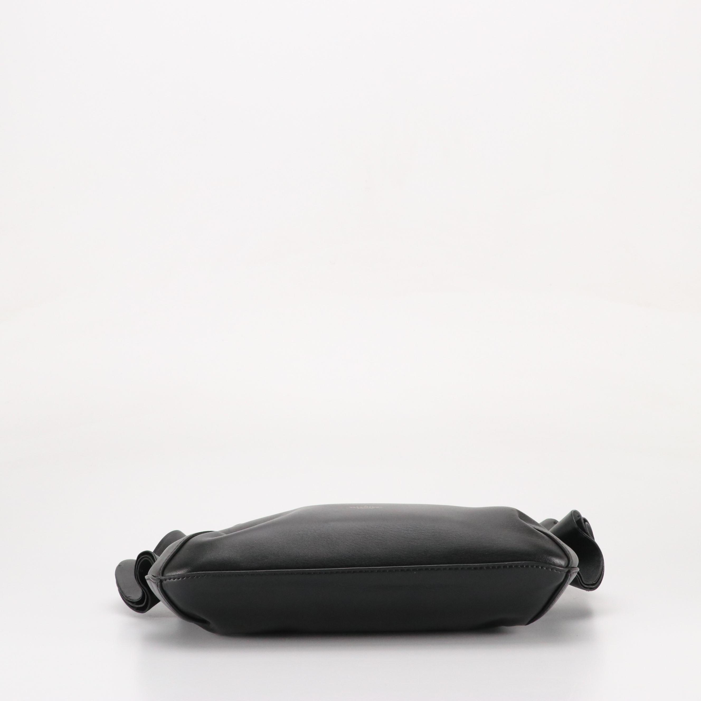 Valentino Garavani Atelier 04 Rouches Handbag in Black Nappa Leather