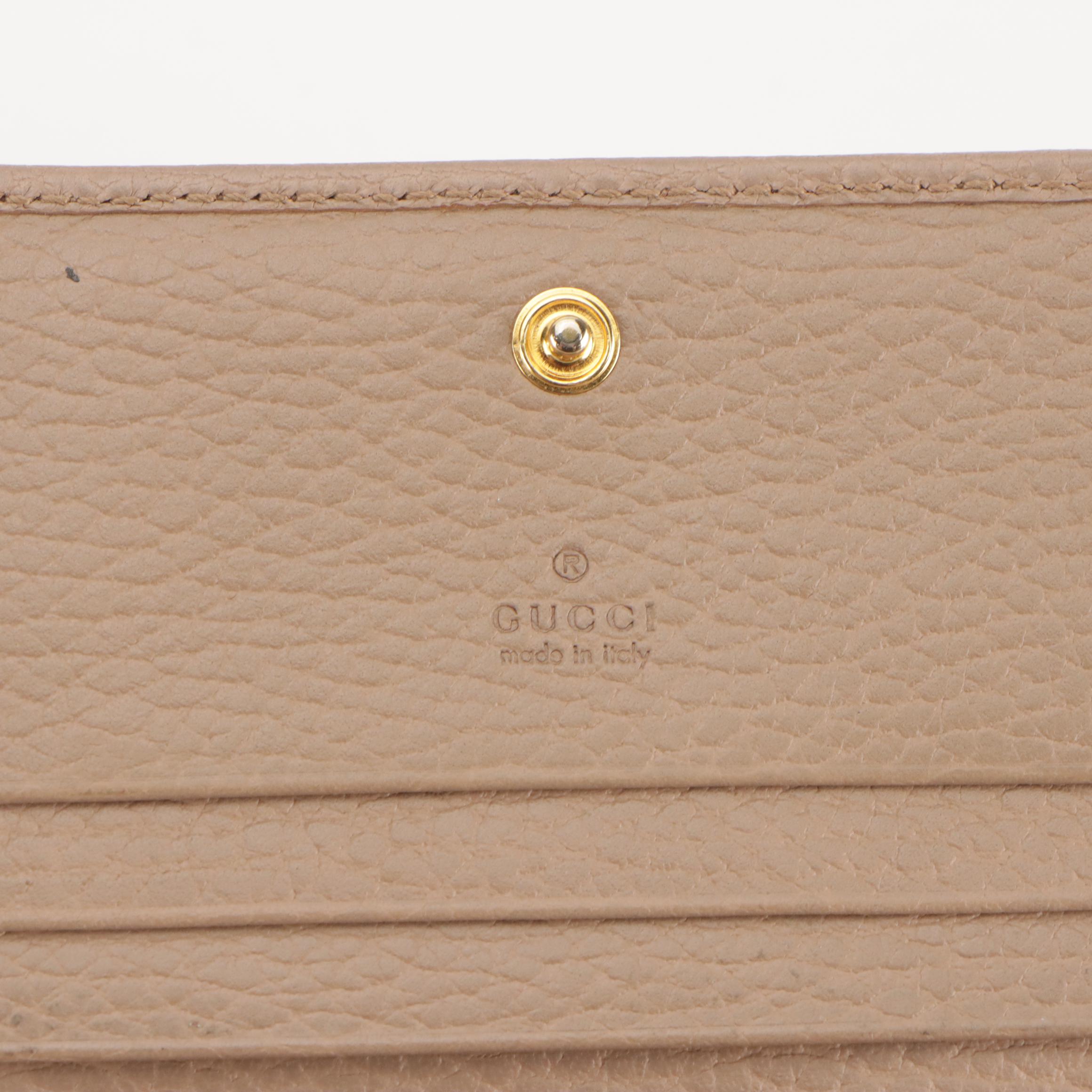 Gucci Compact Wallet in Grain Leather with GG Hardware