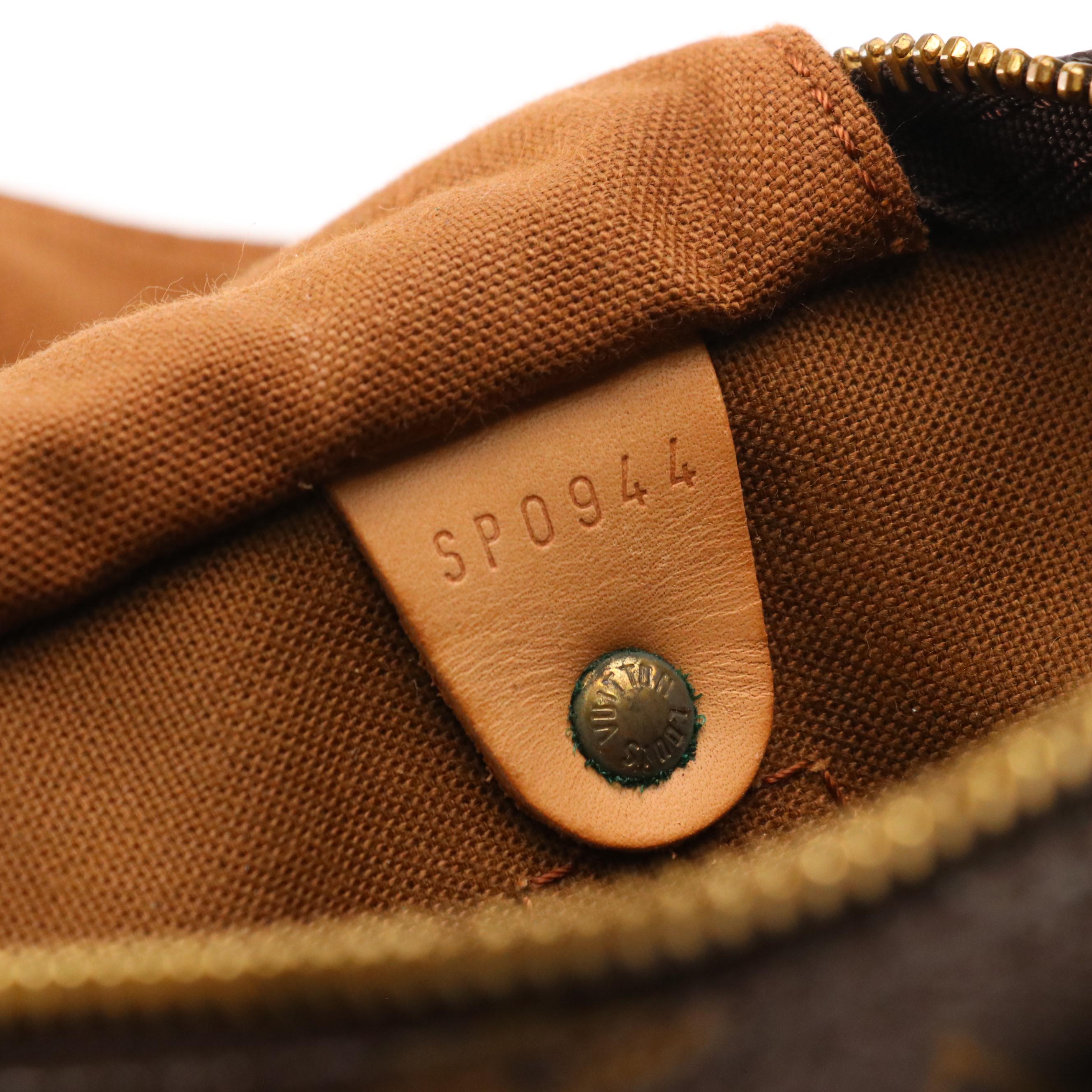 Louis Vuitton Speedy 30 Handbag in Monogram Canvas and Leather Trim