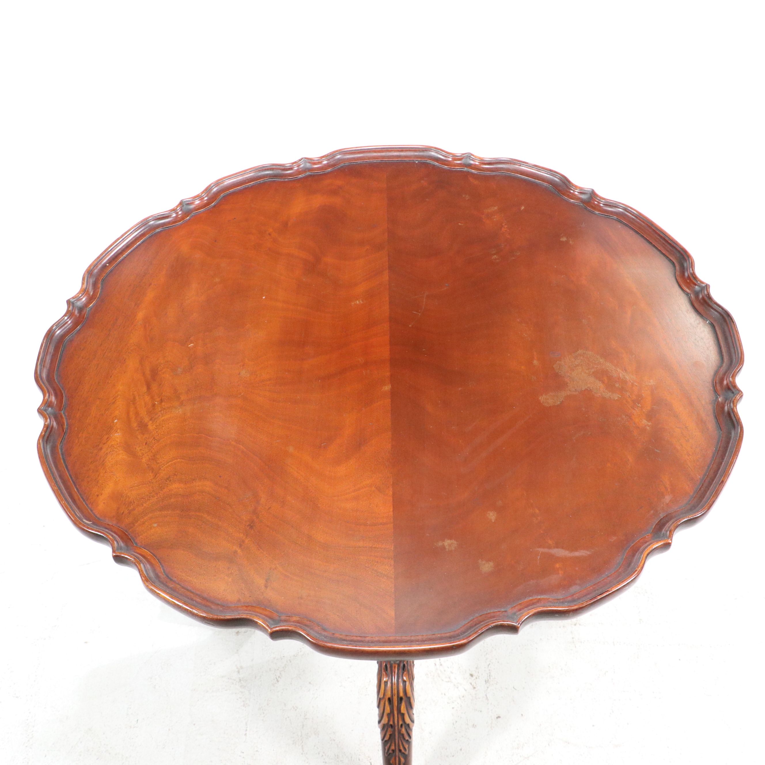 Imperial Chippendale Style Mahogany Piecrust Center Table, Mid-20th Century