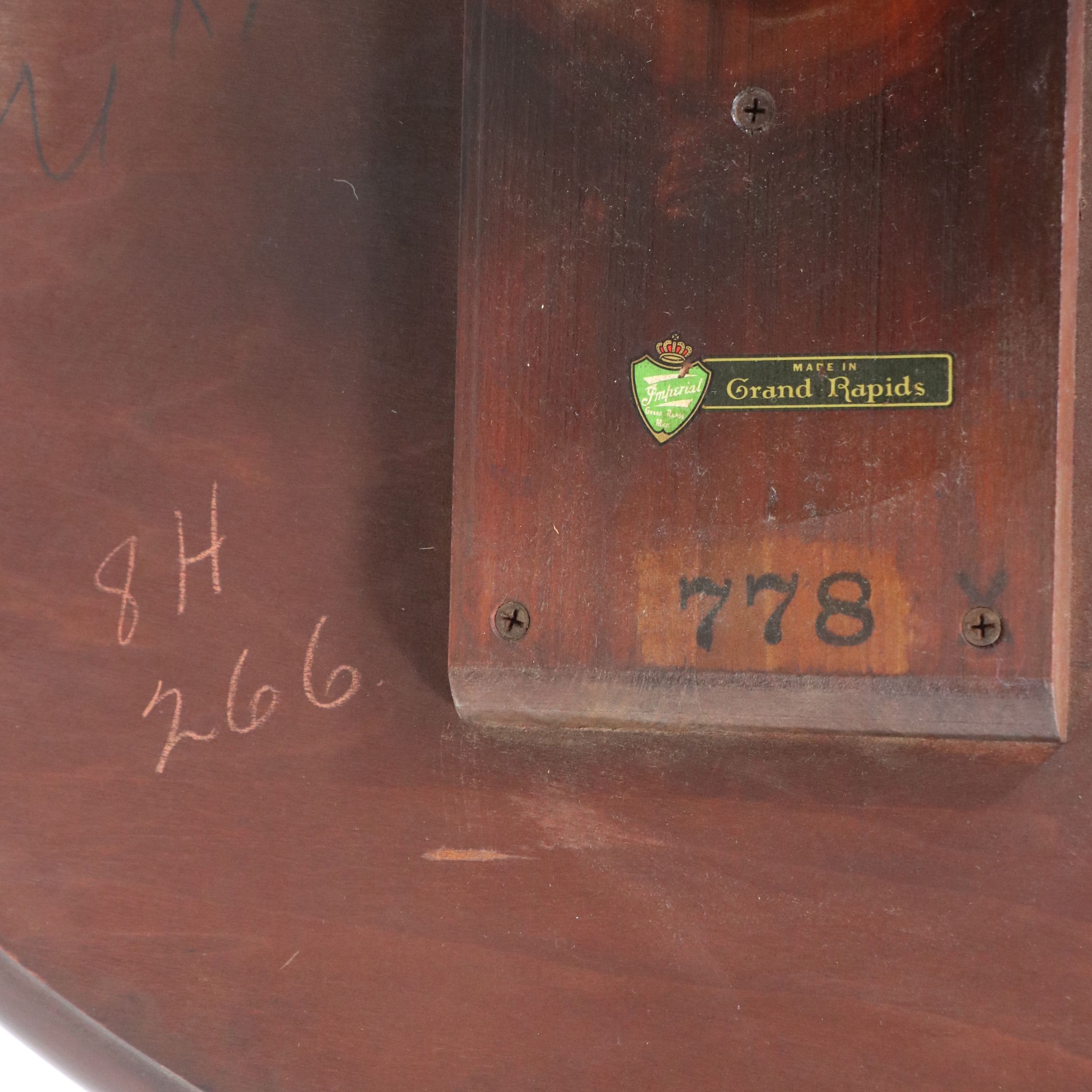 Imperial Chippendale Style Mahogany Piecrust Center Table, Mid-20th Century