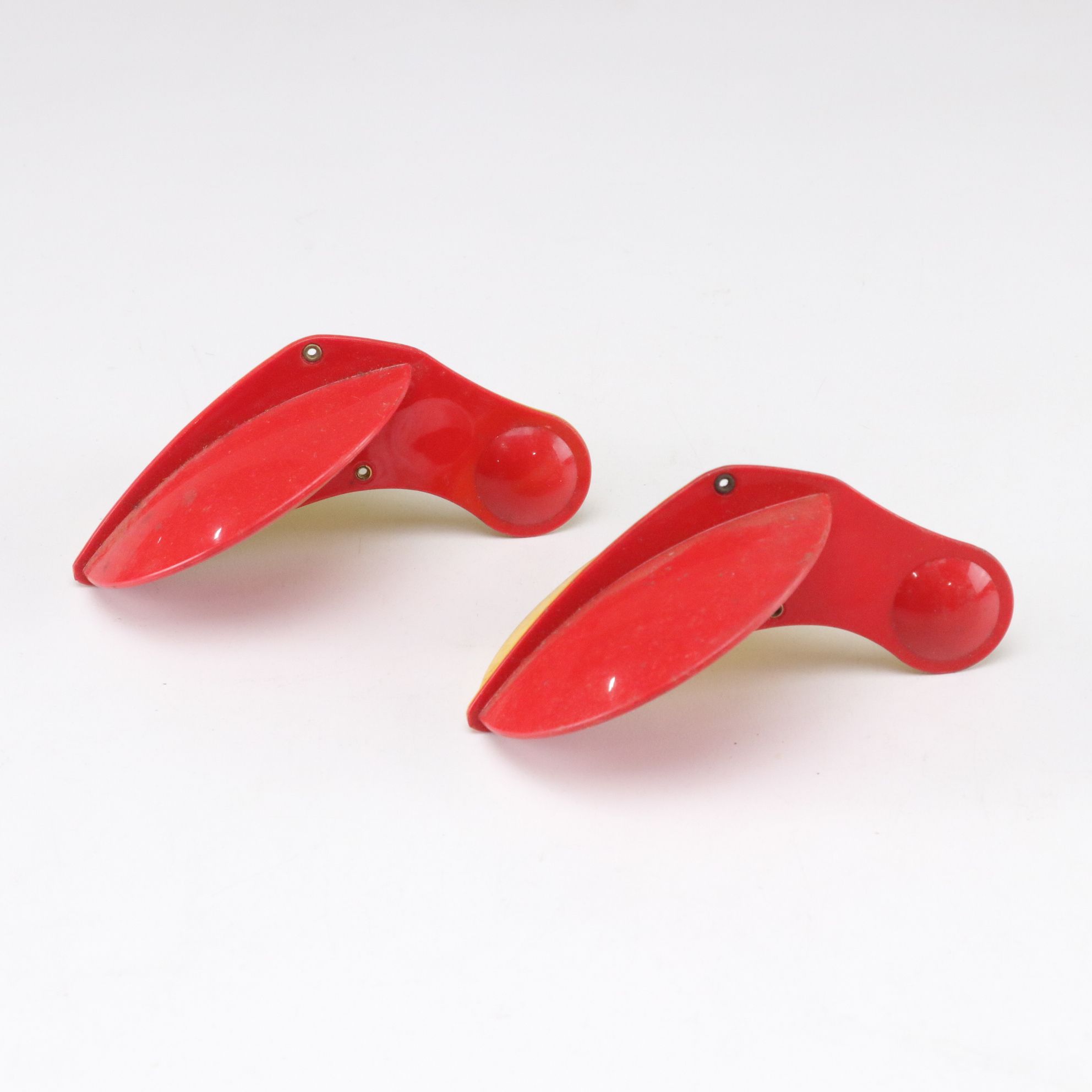 Crankbait Lures with Baitcast & Other Fishing Reels