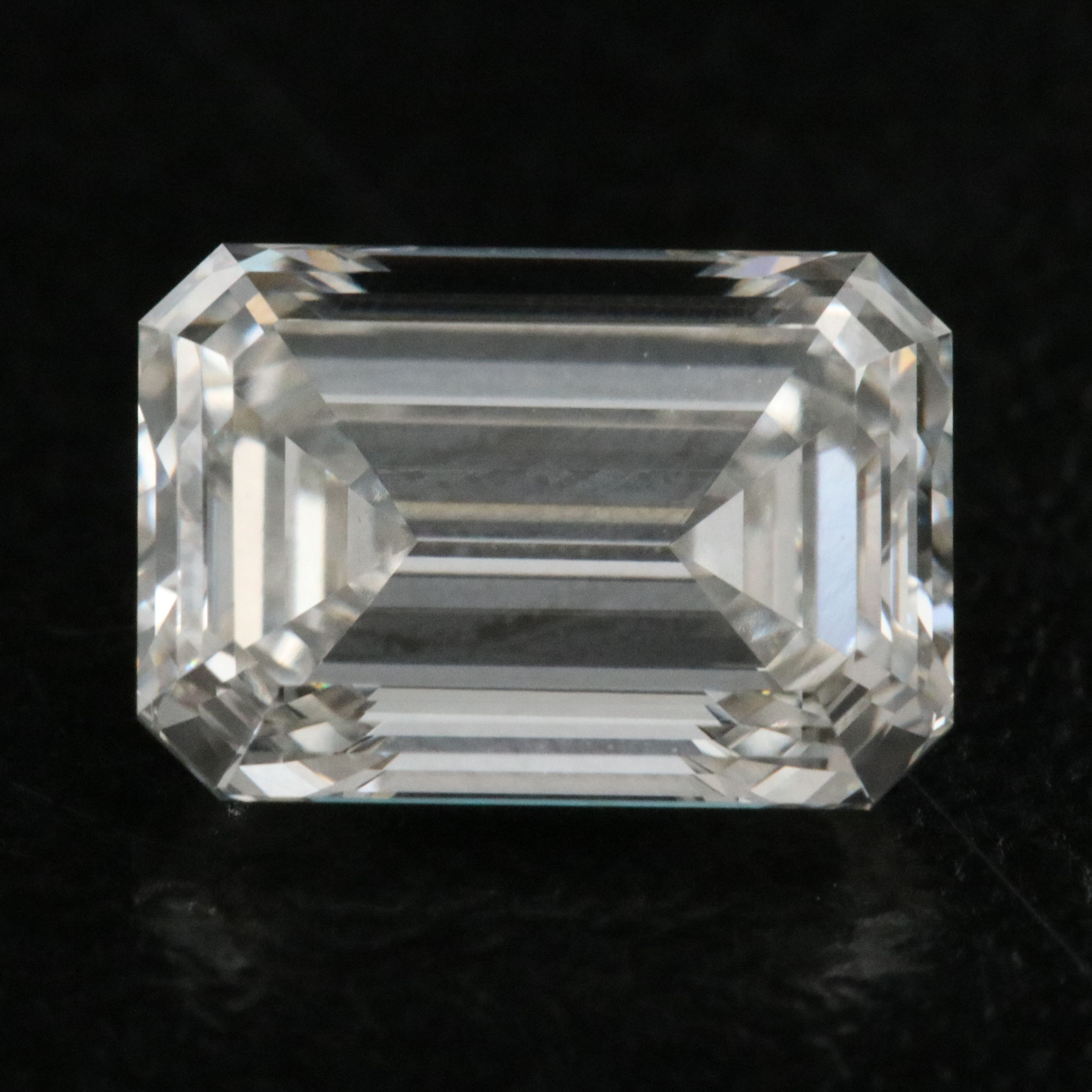 Loose 2.18 CT Lab Grown Diamond with IGI Report