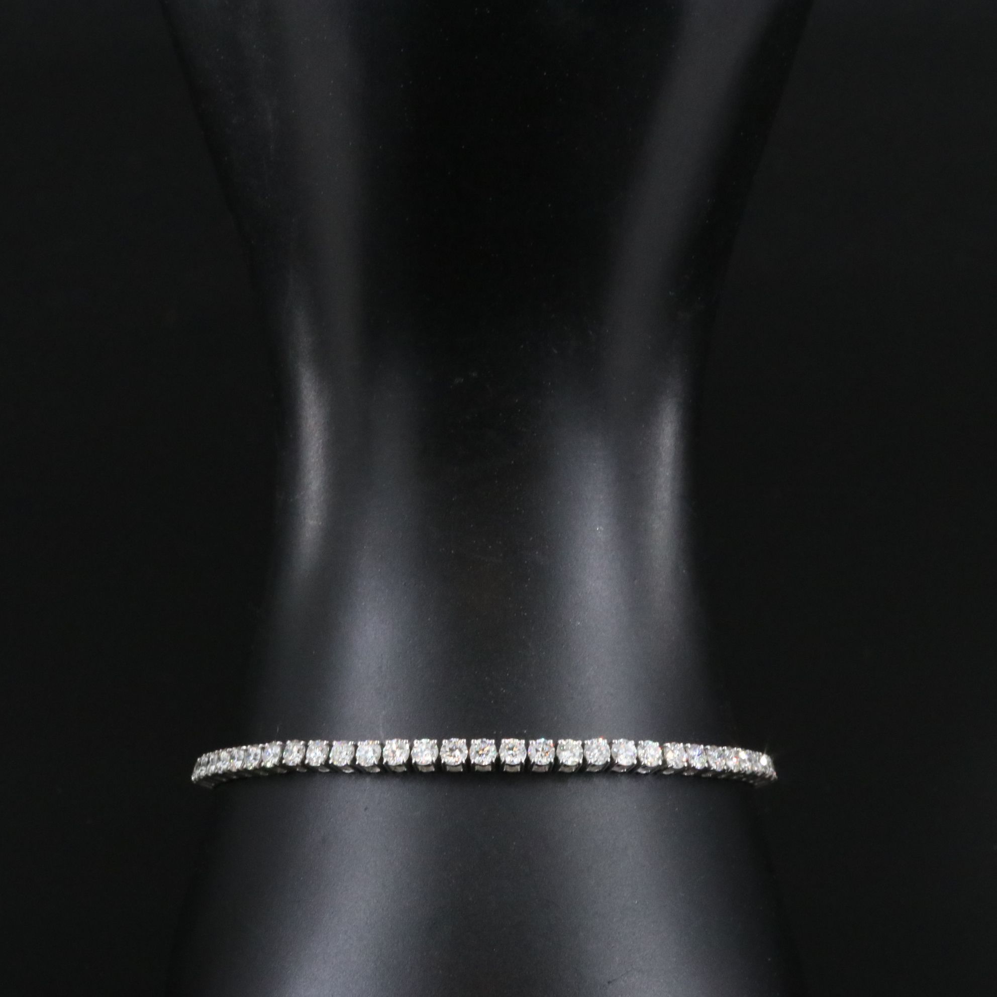 Platinum 5.65 CTW Diamond Line Bracelet
