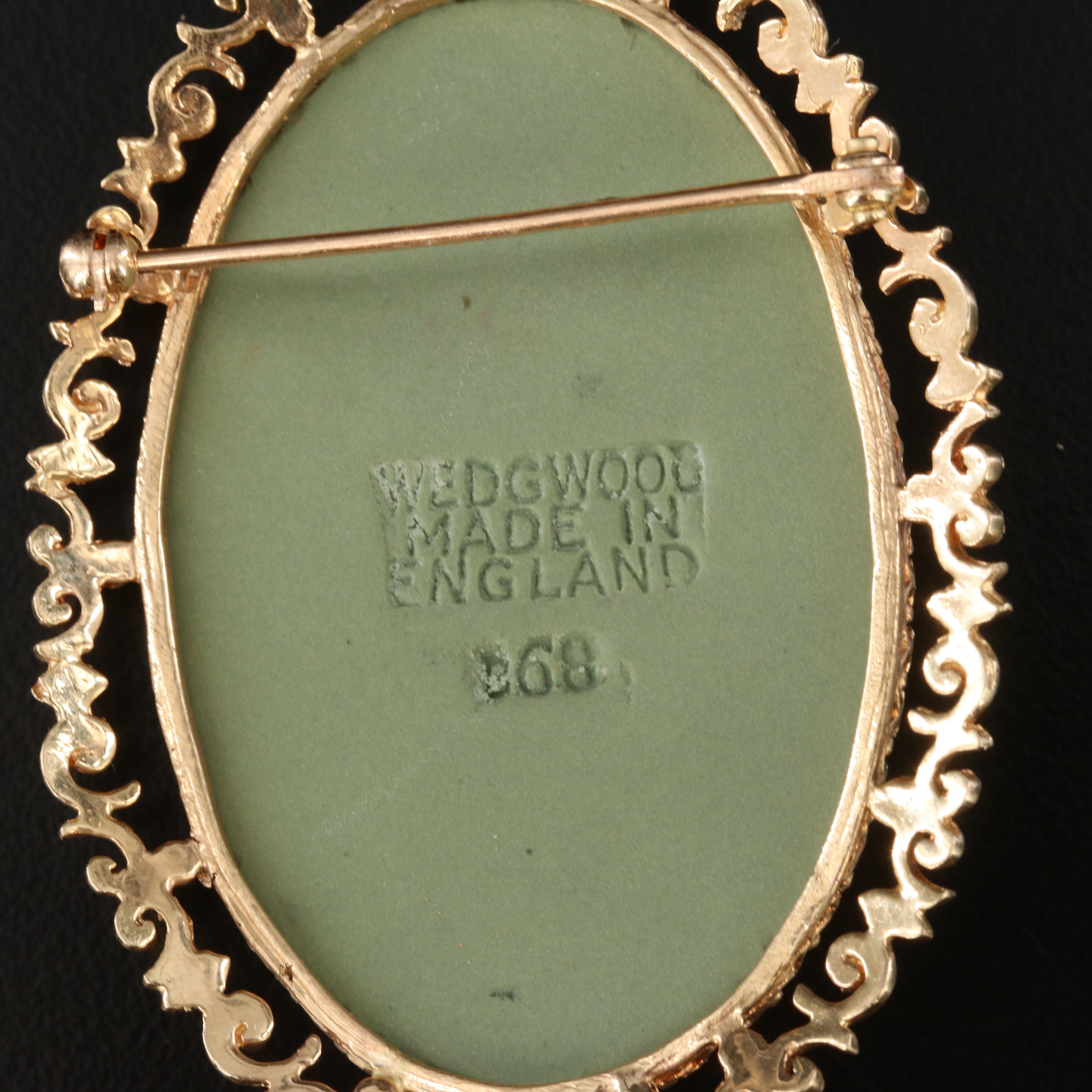 Wedgwood 14K Jasperware Greco-Roman Themed Converter Brooch